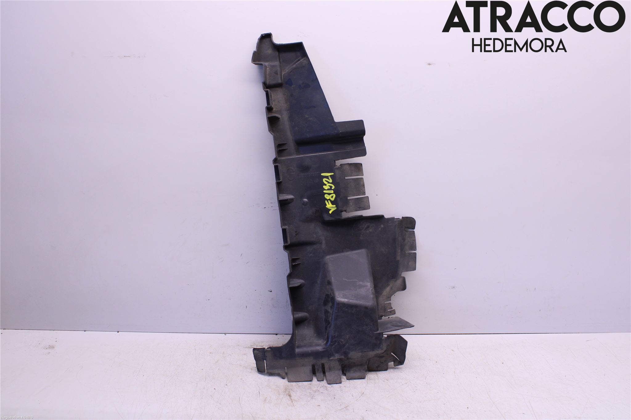 Peugeot 3008 09-16 Luftstyring Front