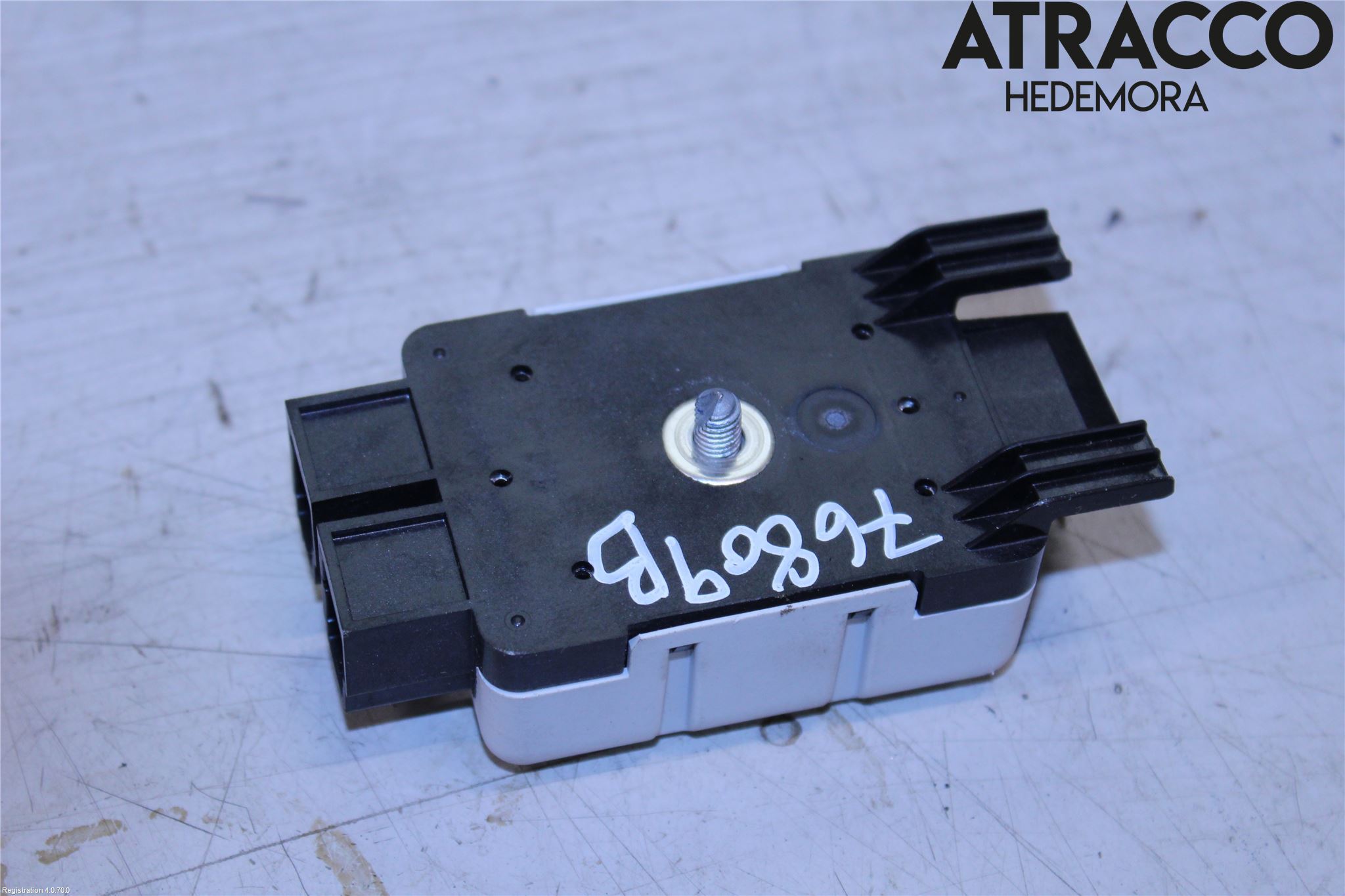 Volkswagen VW GOLF / E-GOLF VII 13-20 Stereo Antenneforsterker