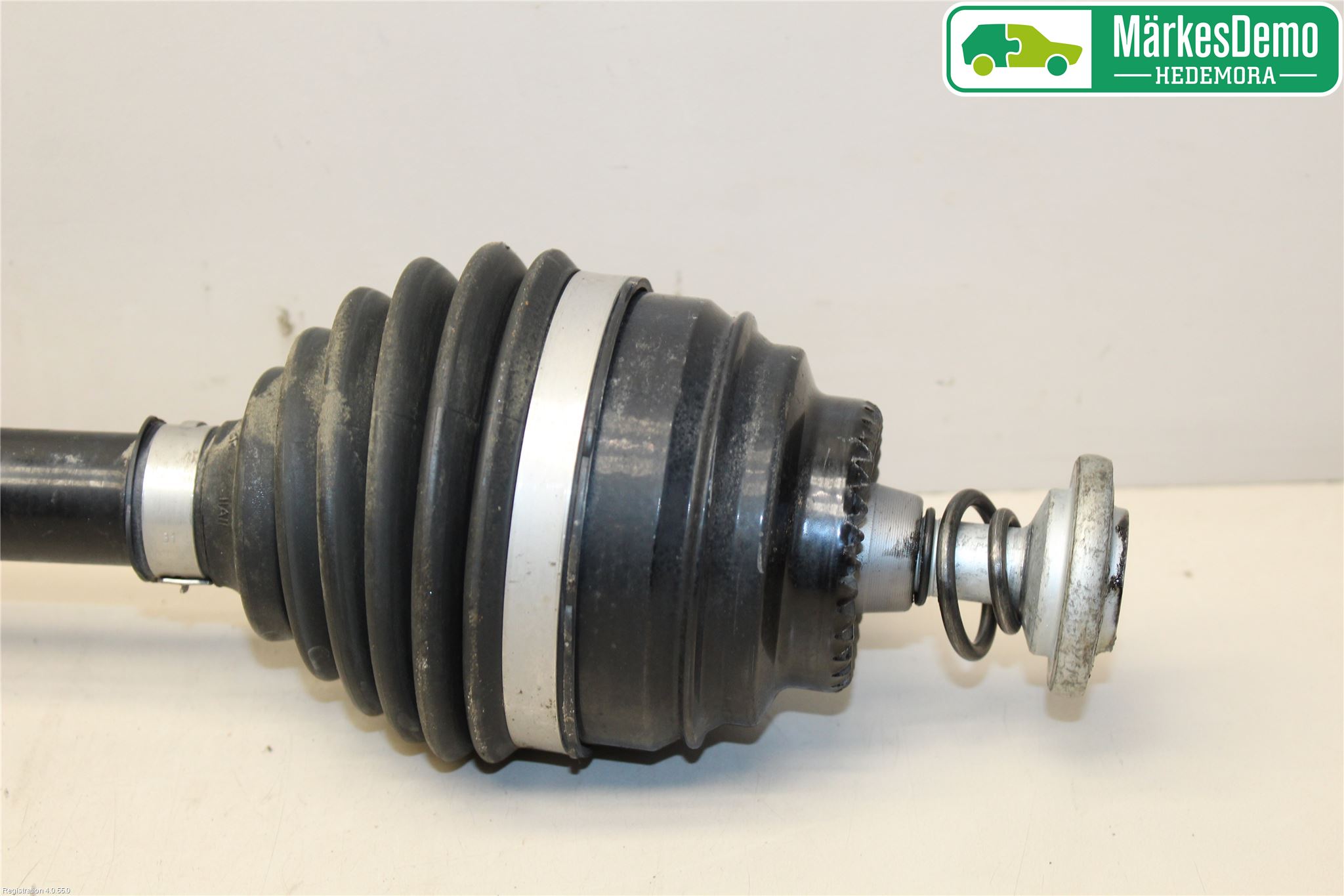 Mini ONE/COOPER 3DR F56 14-24 Drivaksel Foran Kompl Høyre