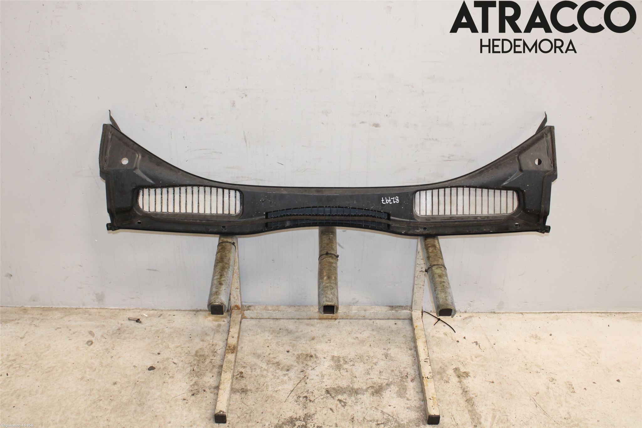 Ford C-MAX II  11-14 Visker Deksel-Grill-Under Frr