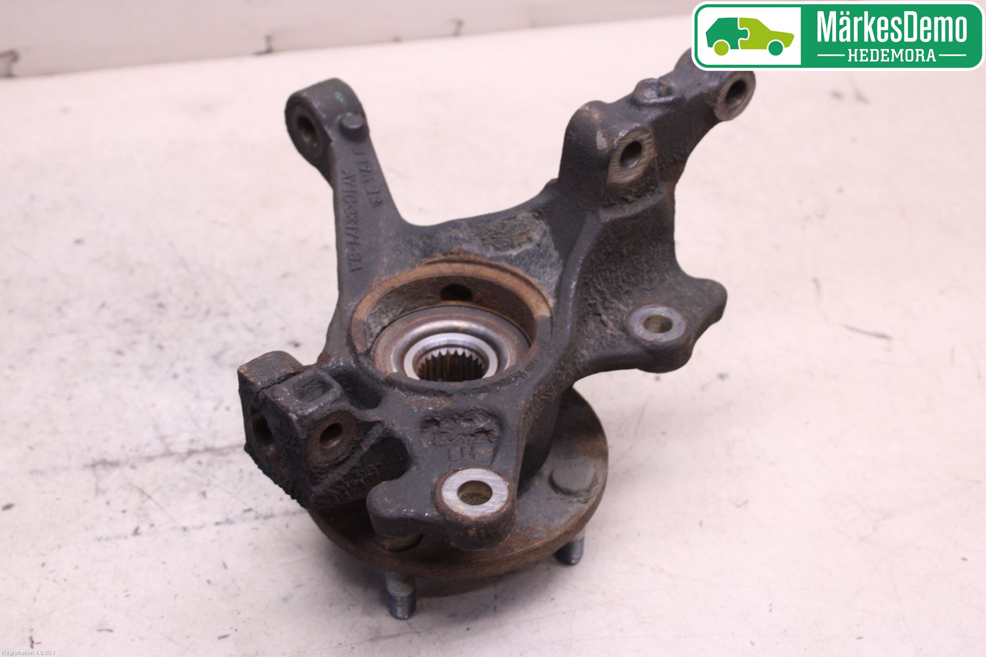 Ford FIESTA 13-17 Spindel Vf