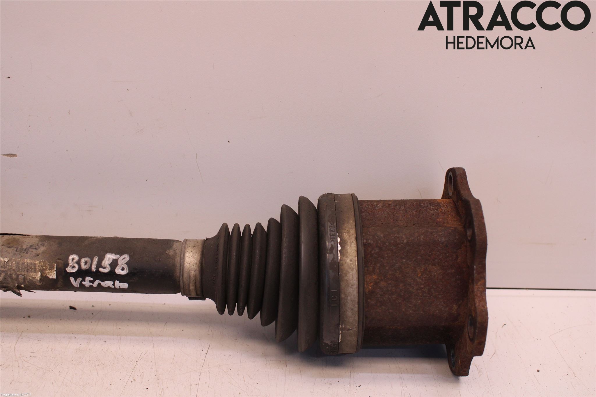Audi A4/S4 08-11 Drivaksel Foran Kompl Venstre