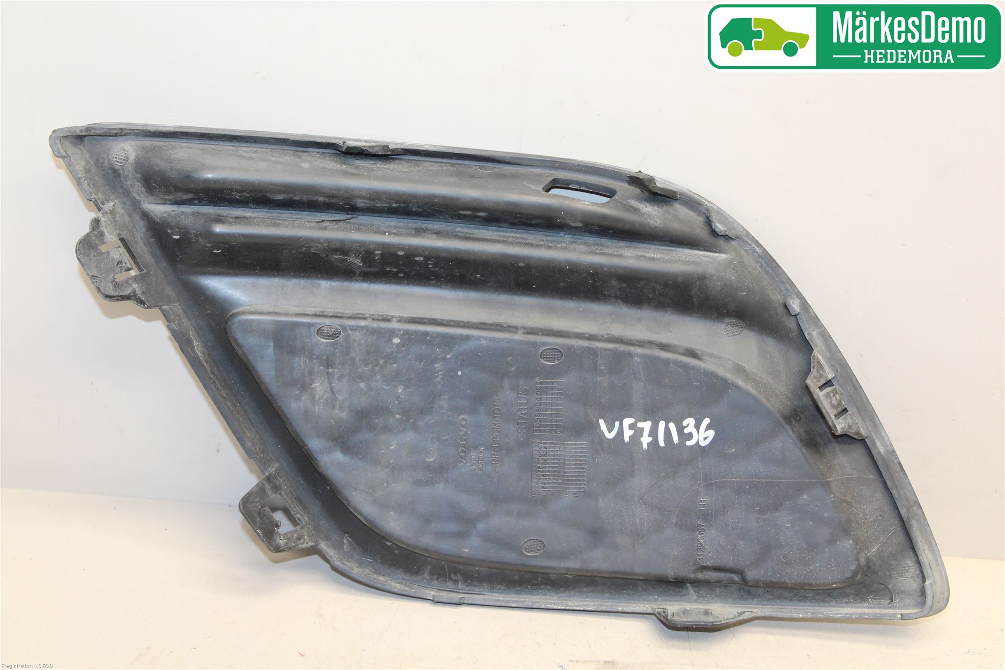 Volvo XC60 09-13 Frontlykt Kurve-Tåkelys Ramme