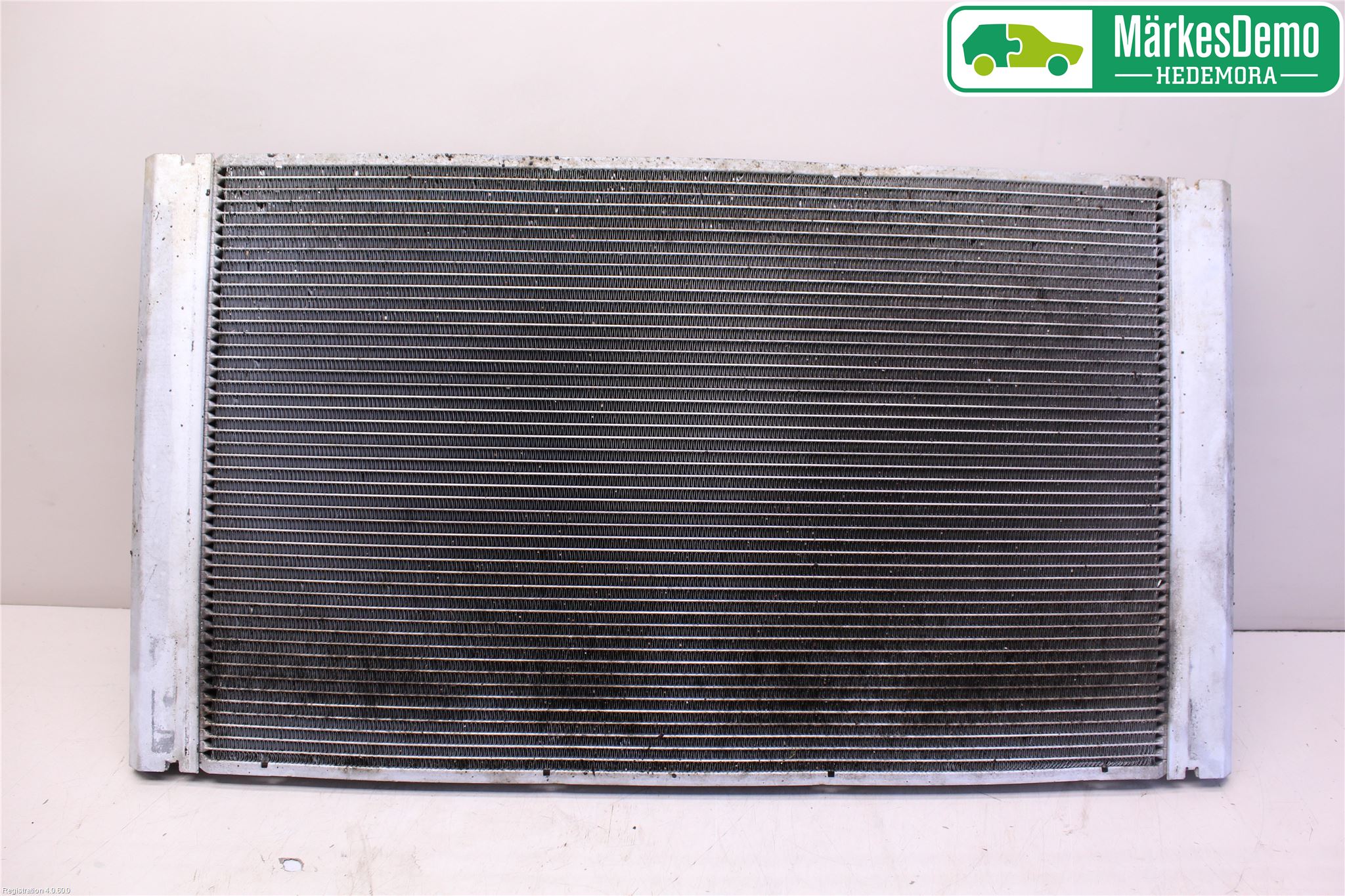 BMW 5 E60/61 Sed/Tou 02-10 Radiator Automat