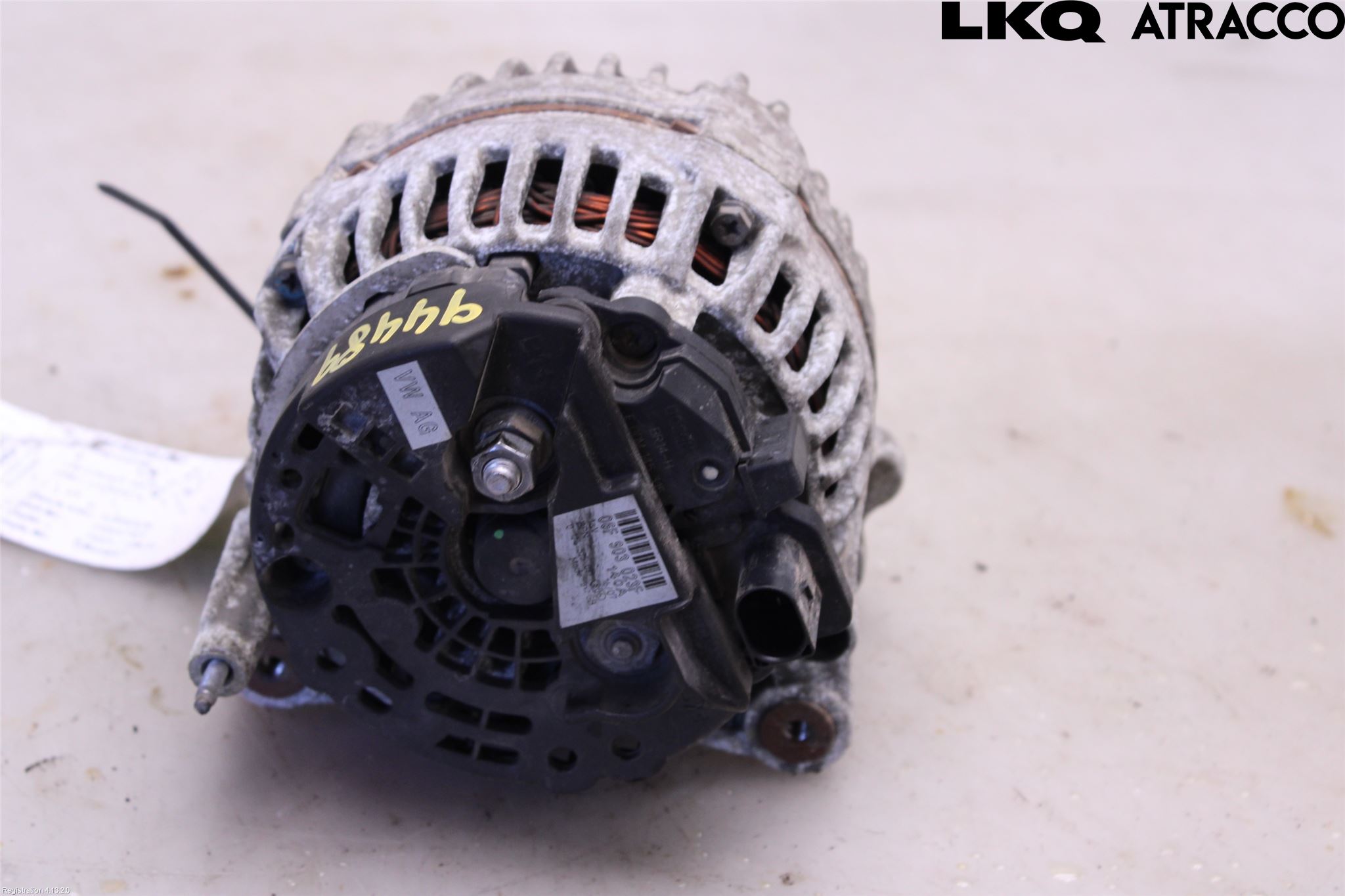 Volkswagen VW CADDY      04-10 Dynamo