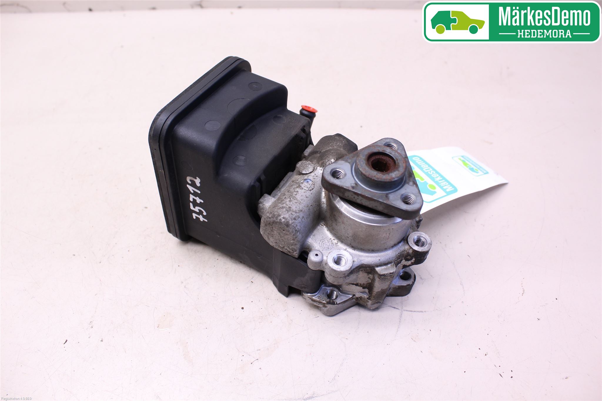 BMW X3 E83     03-10 Servo Pumpe