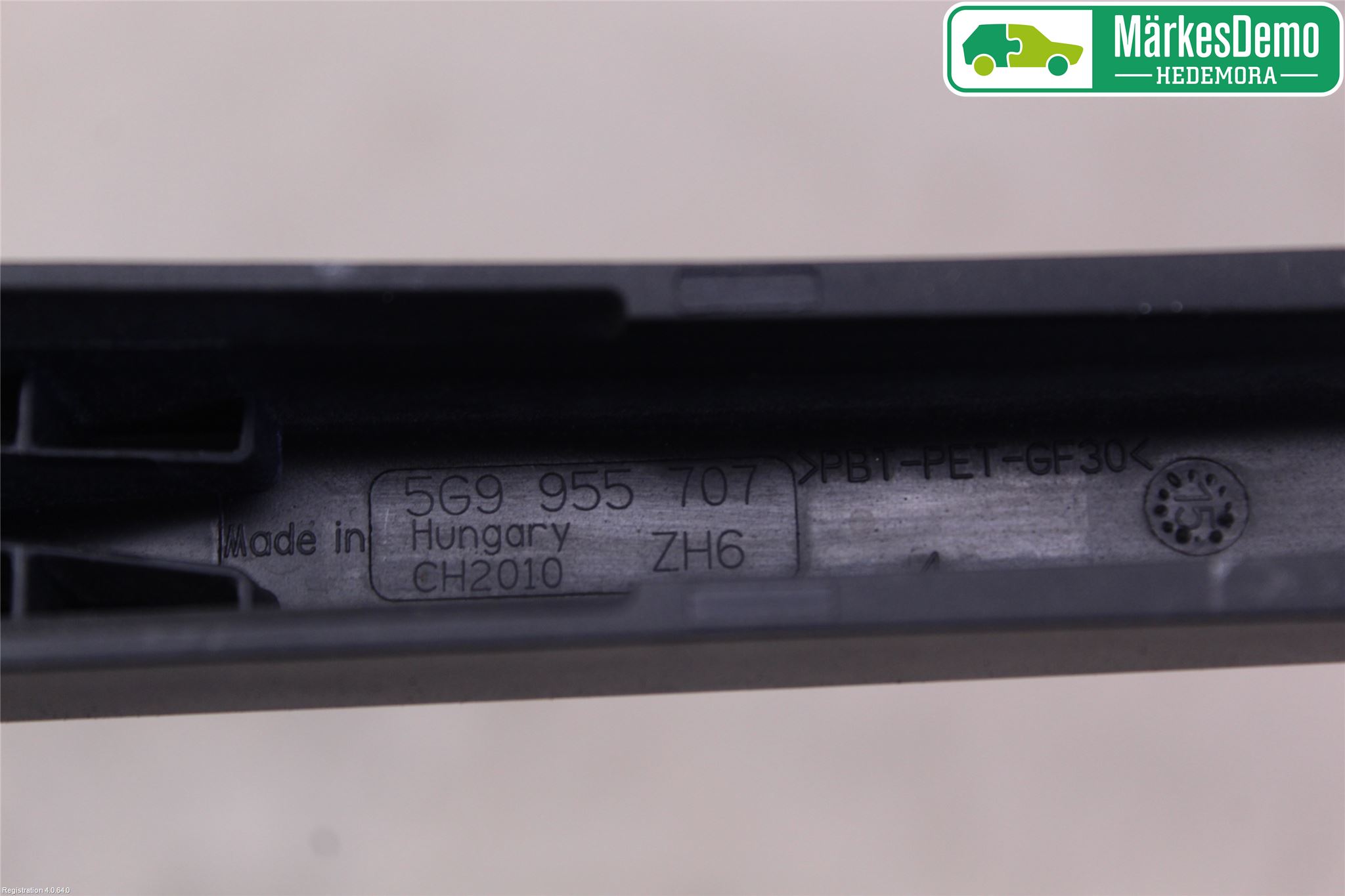 Volkswagen VW GOLF / E-GOLF VII 13-20 Viskerarm Bakrute