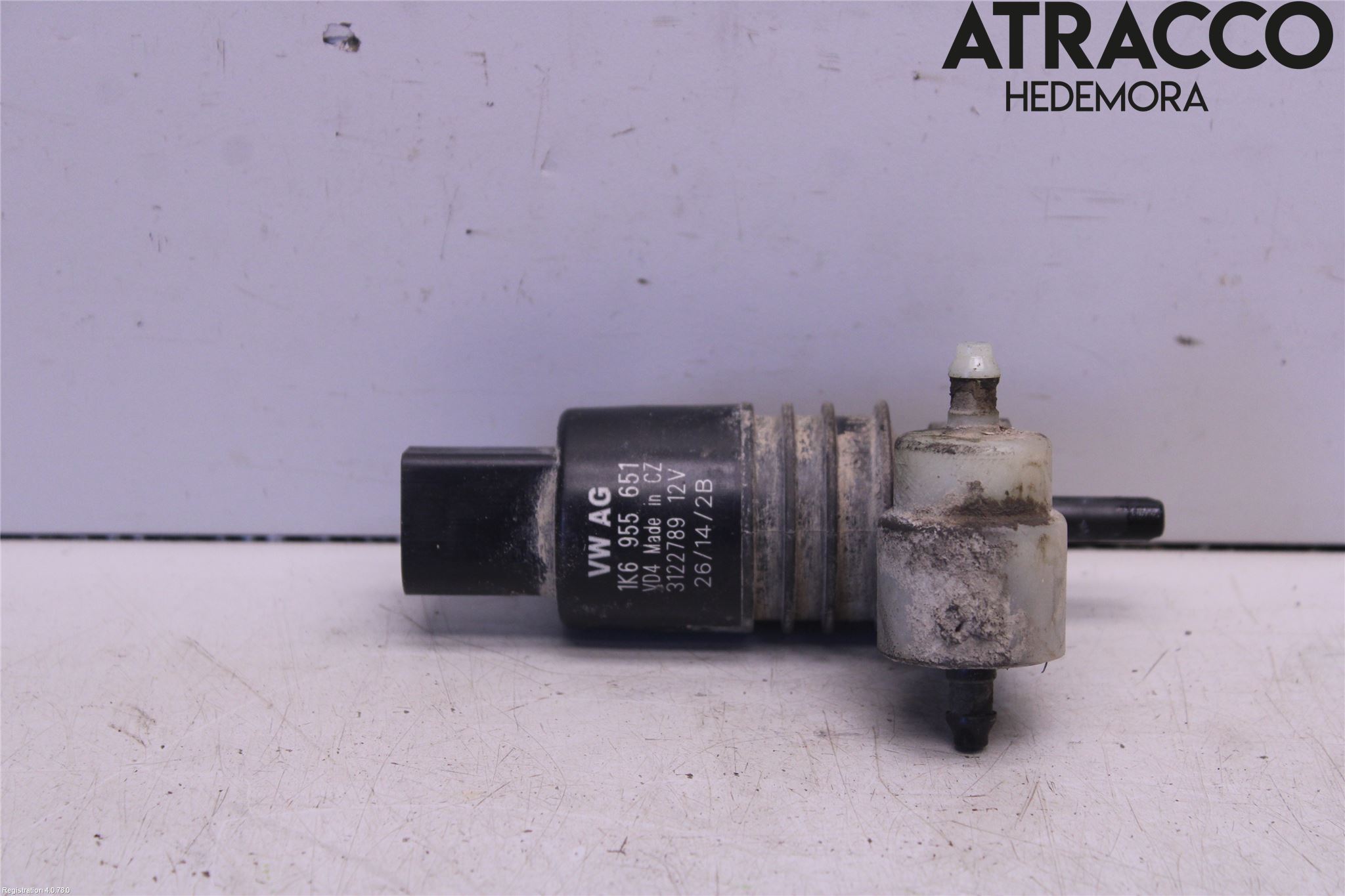 Volkswagen VW CADDY 11-15 Spylerpumpe Frontrute