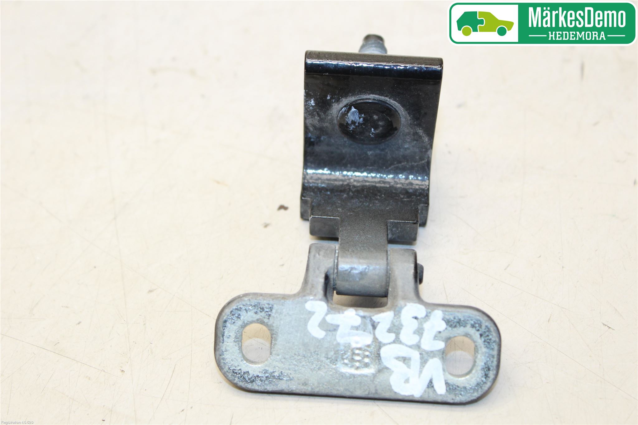 Audi A3/S3 8V 13-20 Bakluke Hengsel Venstre