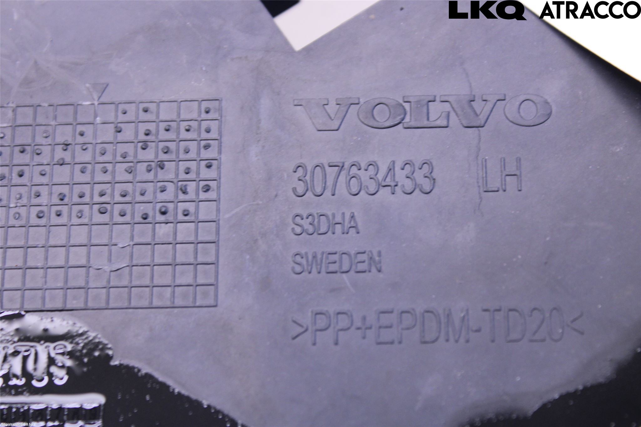 Volvo XC60 09-13 Frontlykt Holder-Feste