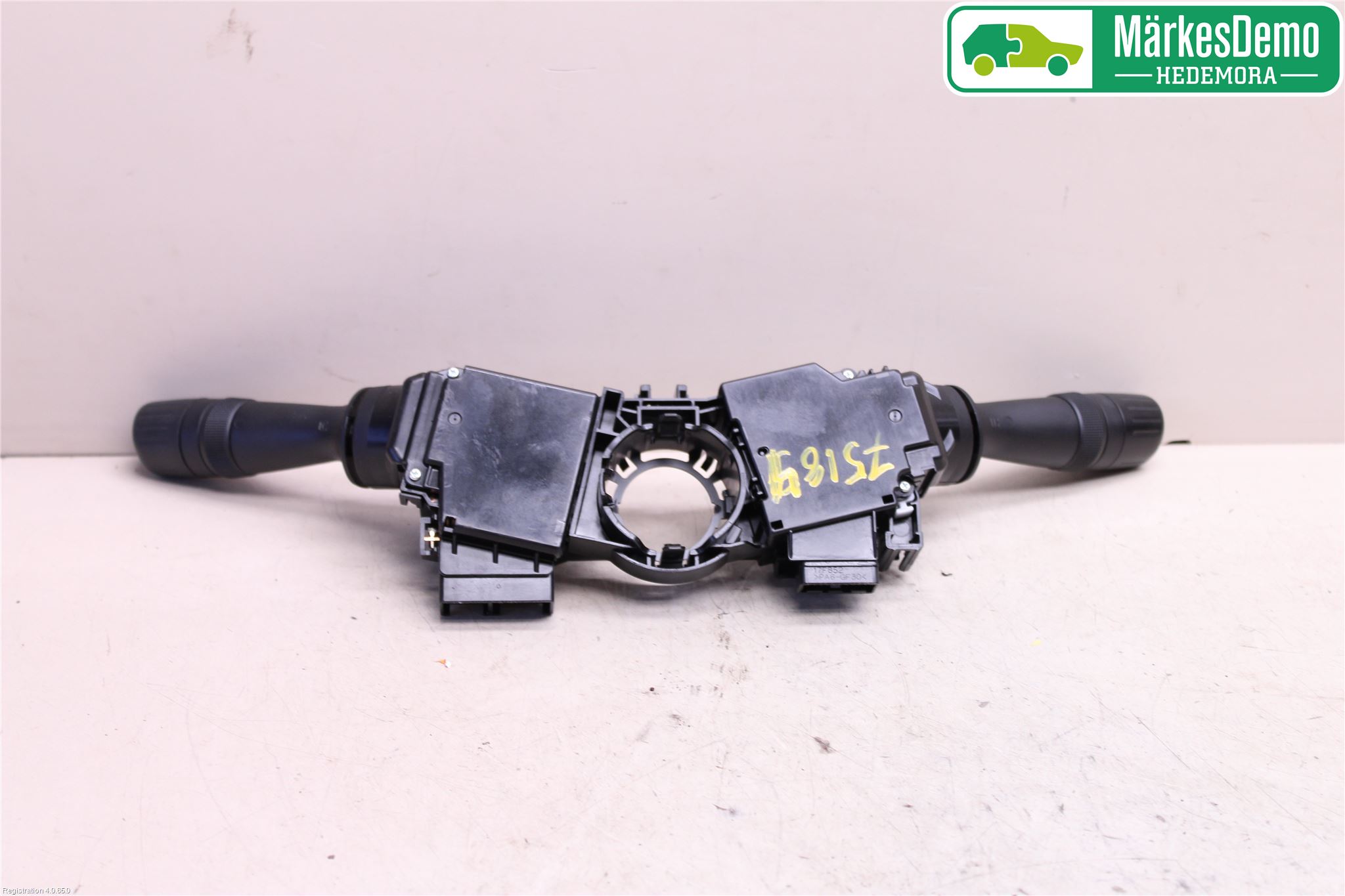 Toyota AURIS 13-19 Bryter Ratt Kombi H Og V