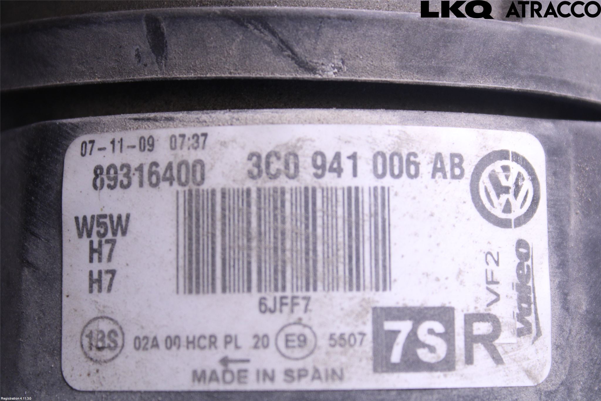 Volkswagen VW PASSAT 05-11 Frontlykt Høyre