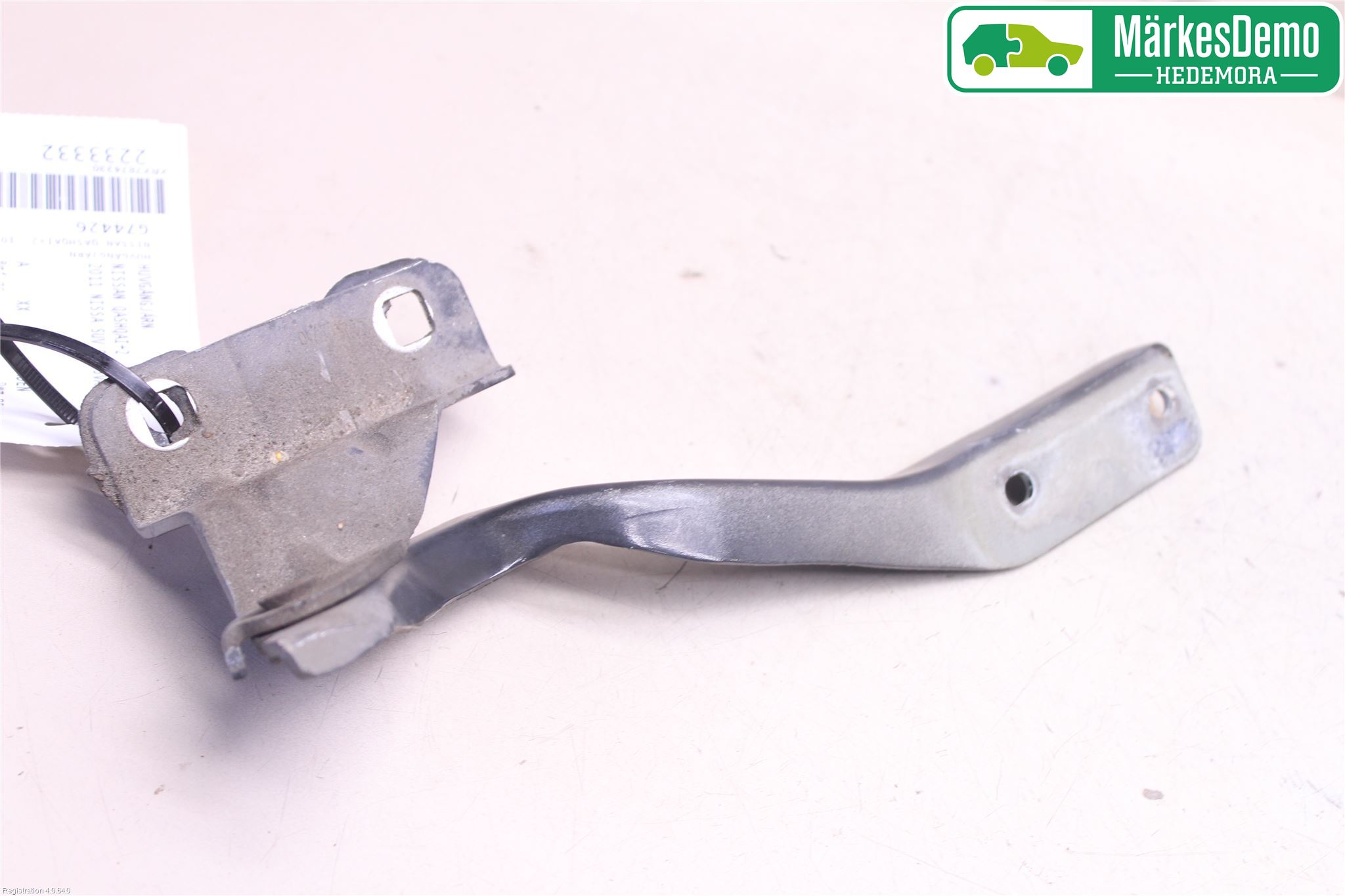 Nissan QASHQAI+2  10-14 Panser Hengsel - Hengsler