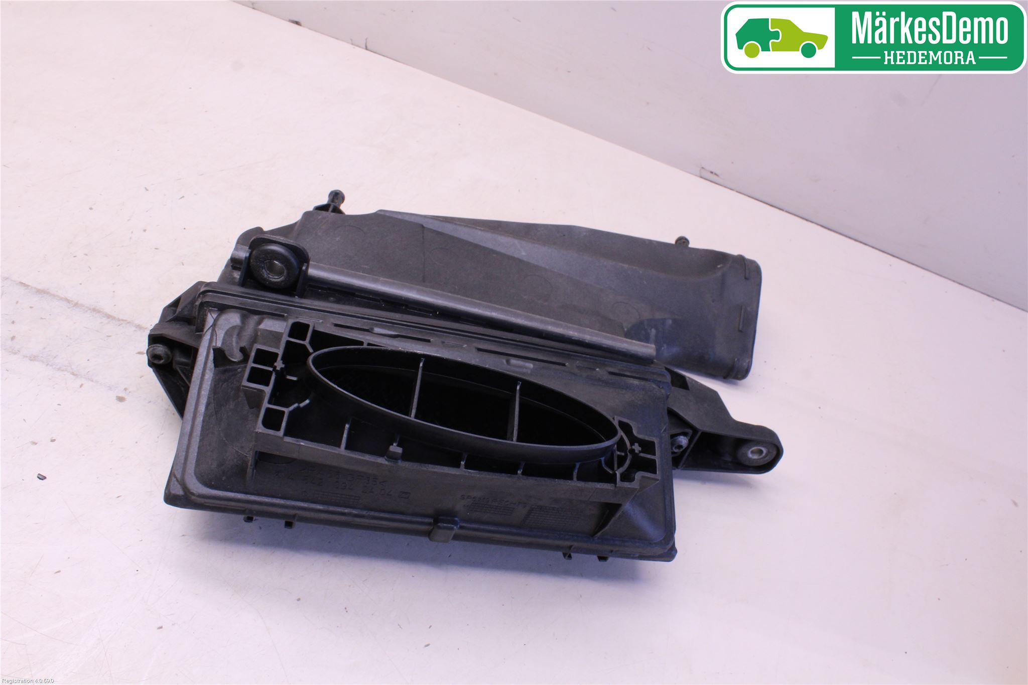 Mercedes-Benz MB E-KLASS (W212) 09-16 Luftfilter Boks