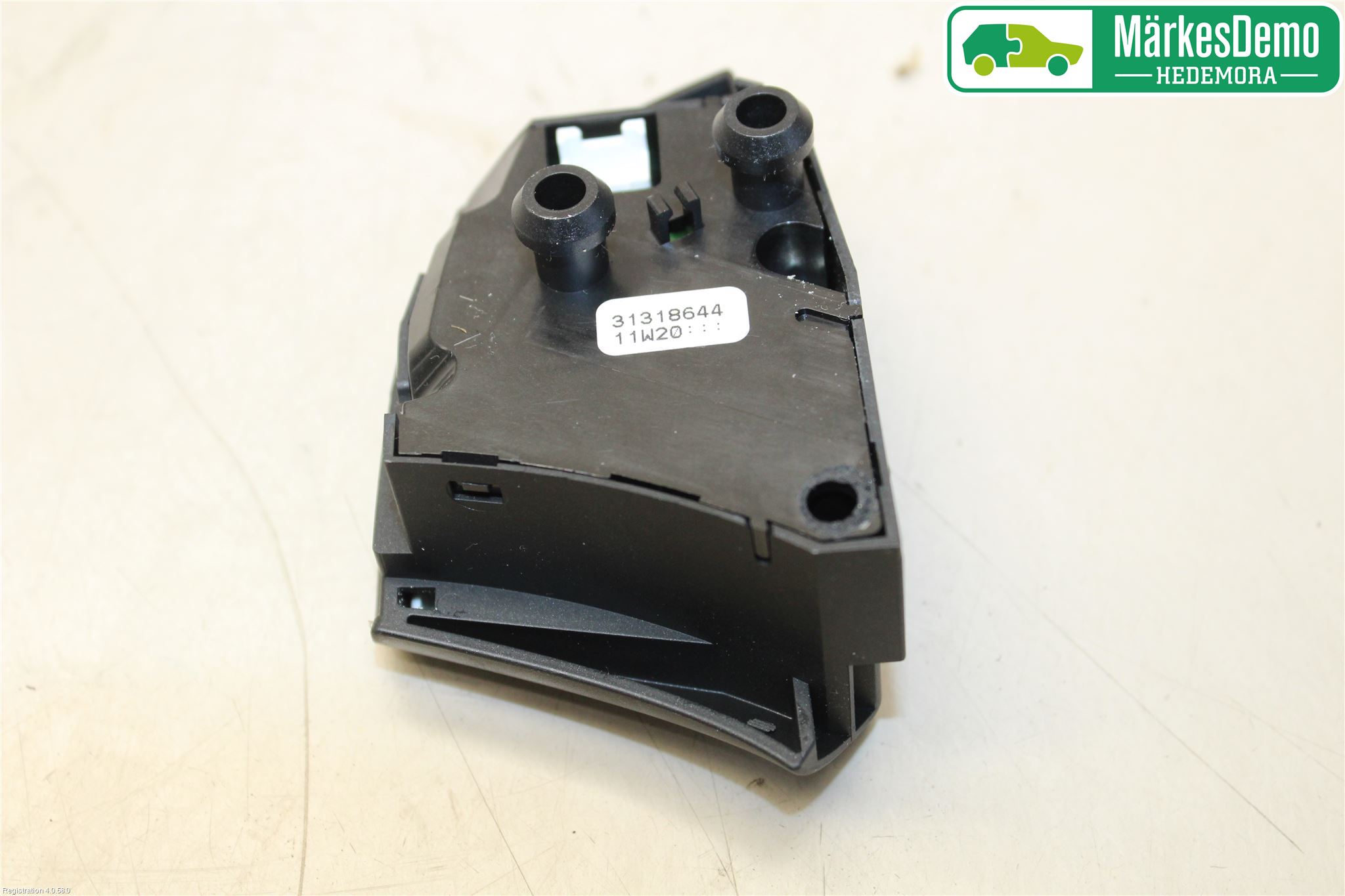 Volvo V70 08-13 Bryter Ratt Radio-Stereo