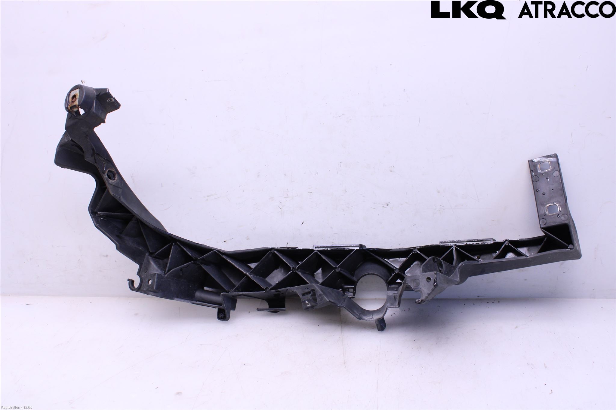 BMW 3 E90/91 SED/TOU 05-12 Frontlykt Holder-Feste