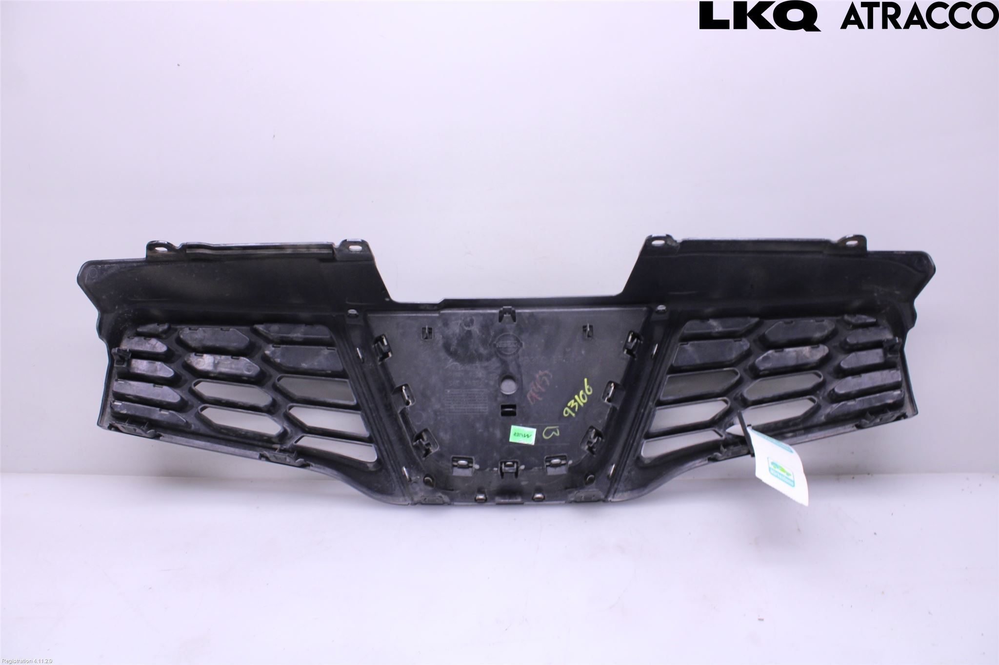 Nissan QASHQAI+2  10-14 Grill Komplett
