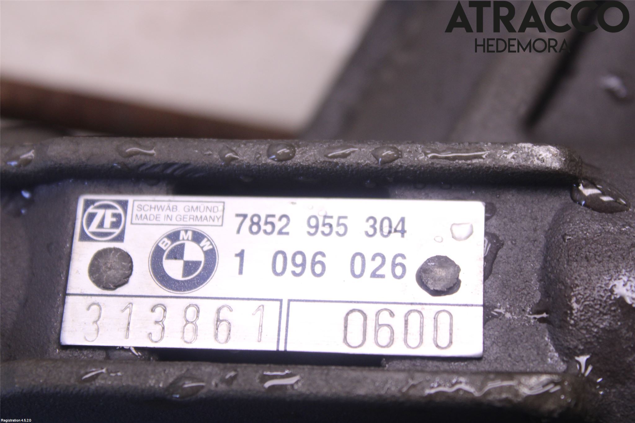 BMW 5 E39 95-04 Servo Snekke - Tannstang