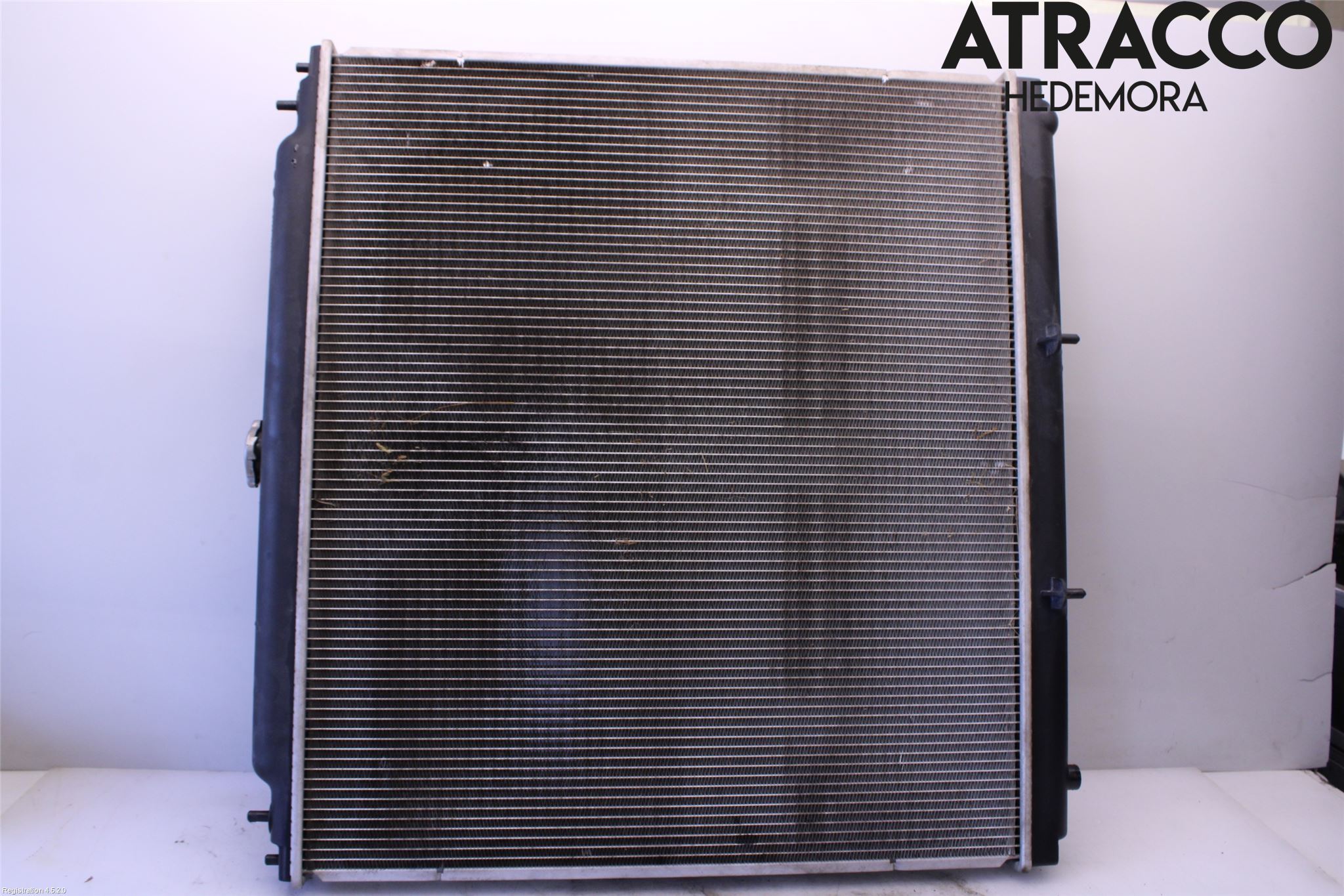 Nissan NAVARA 05-16 Radiator Automat
