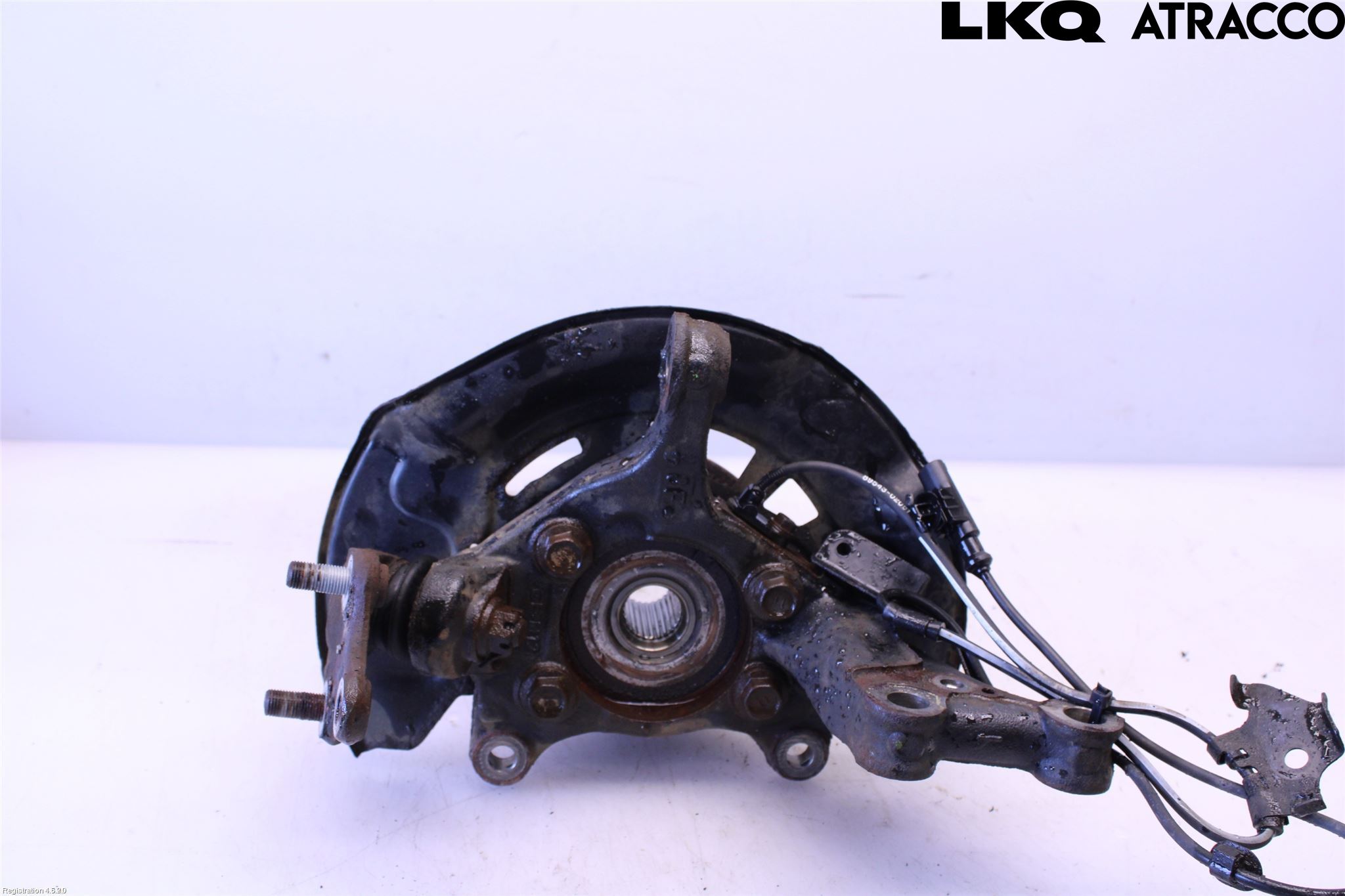 Toyota AVENSIS 16-18 Spindel Vf