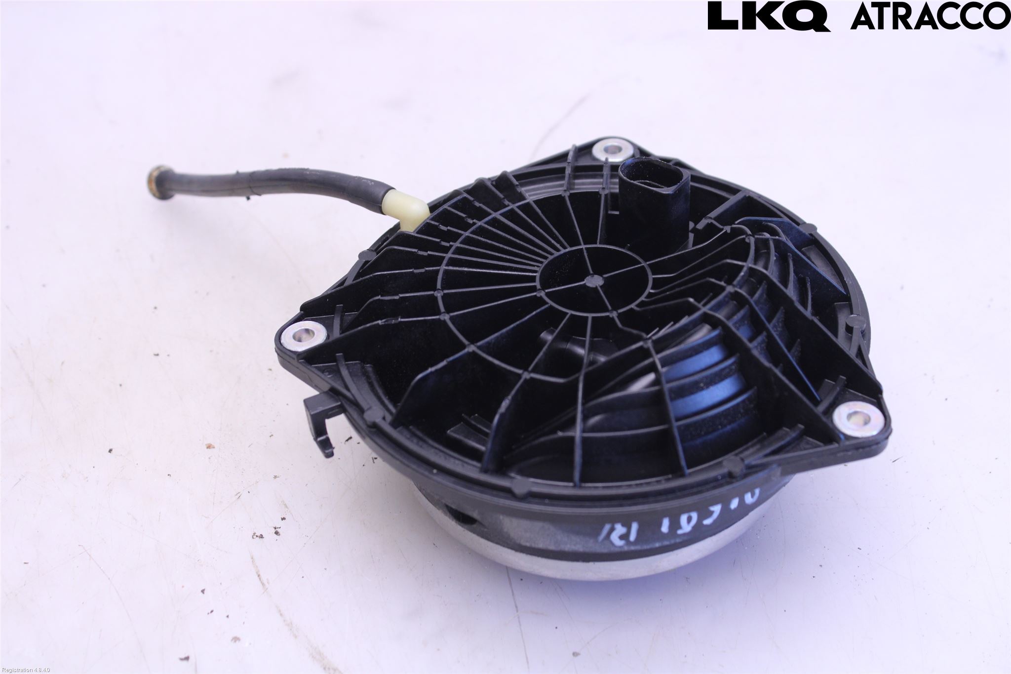 Volkswagen VW POLO VI 18->> Bakluke Handtak Ytre