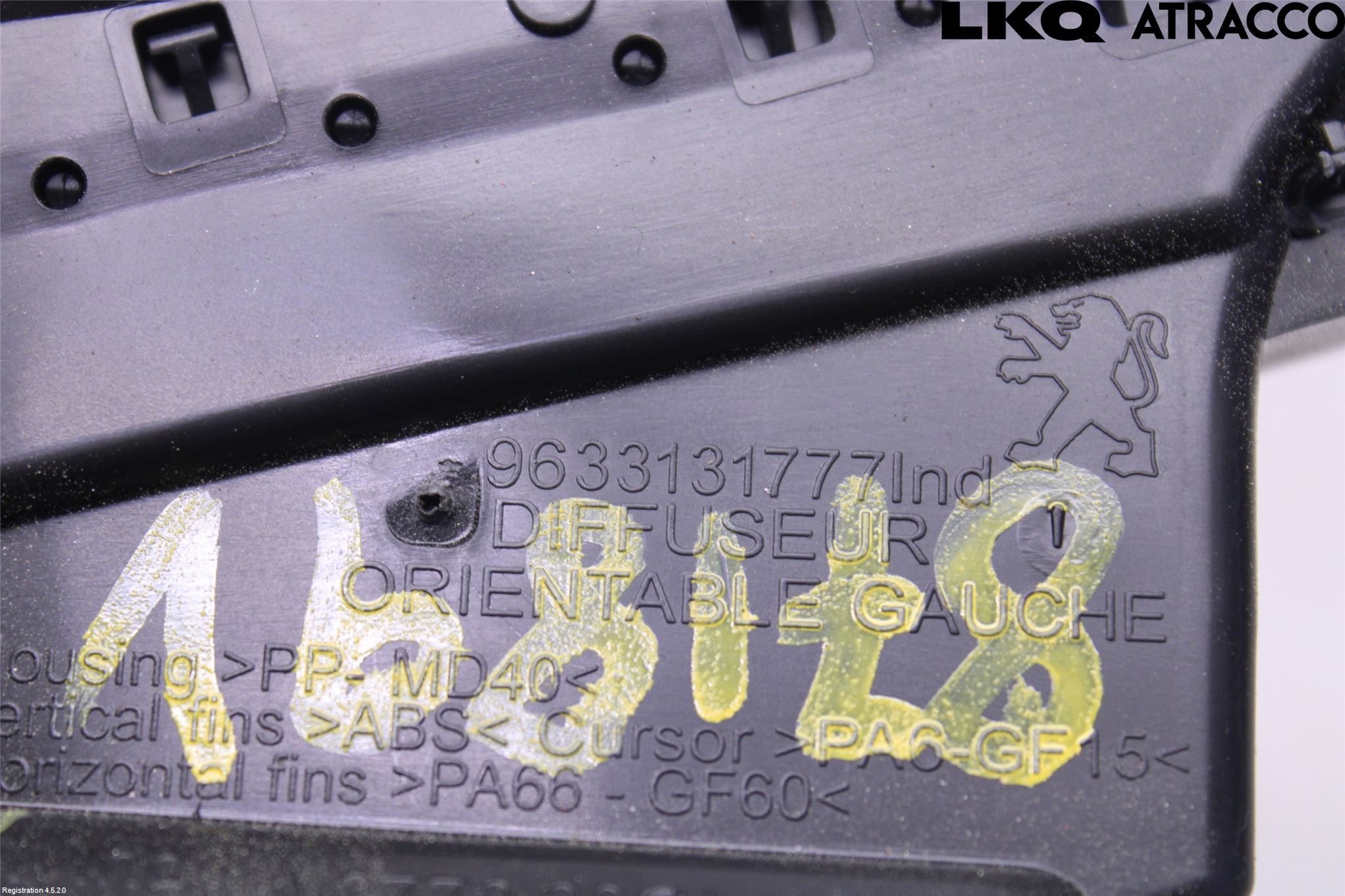 Peugeot 2008 13-20 Dashbord Kanal - Dyse