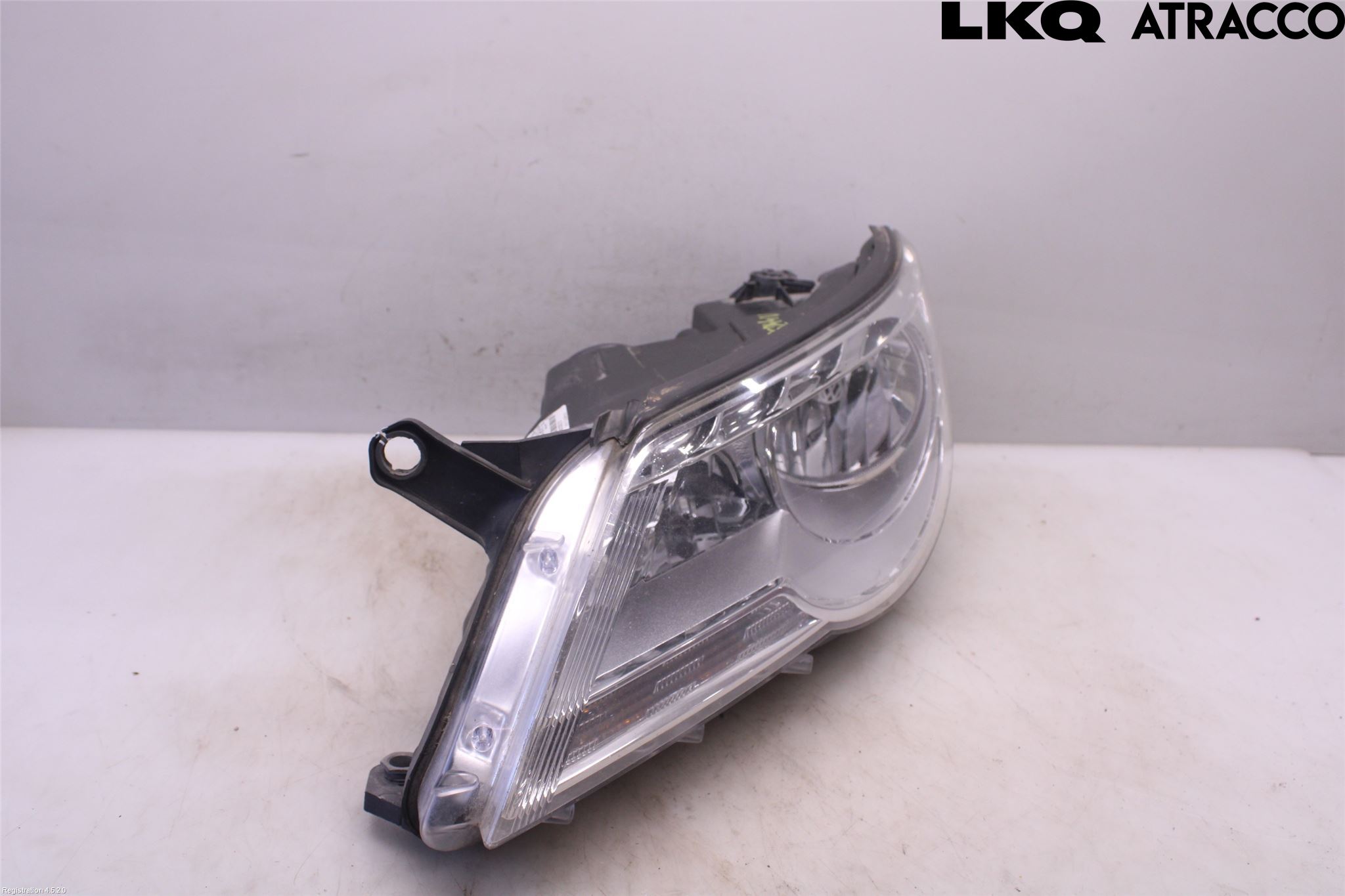 Volkswagen VW TIGUAN 07-16 Frontlykt Venstre