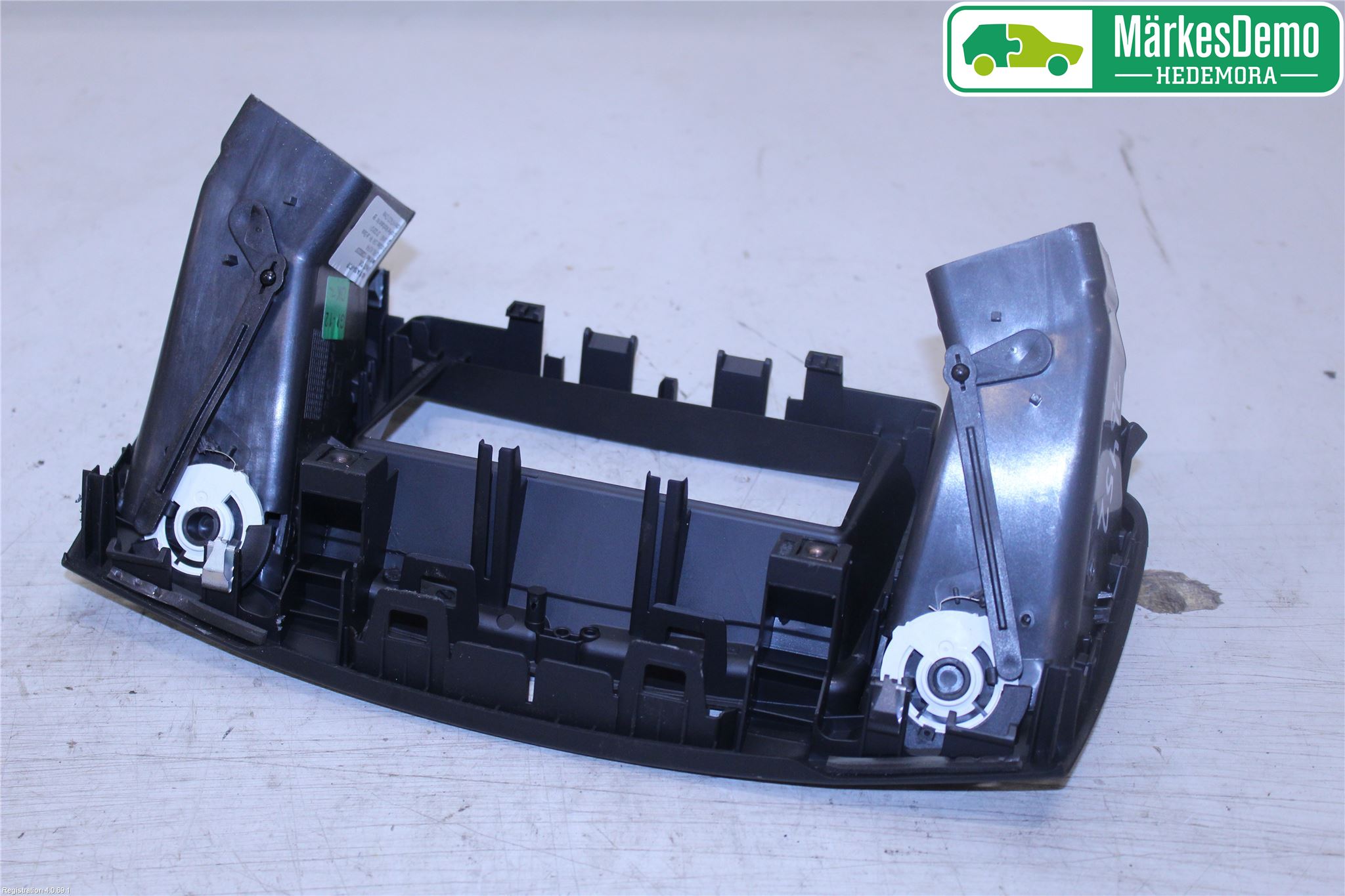Opel INSIGNIA 09-16 Dashbord Kanal - Dyse