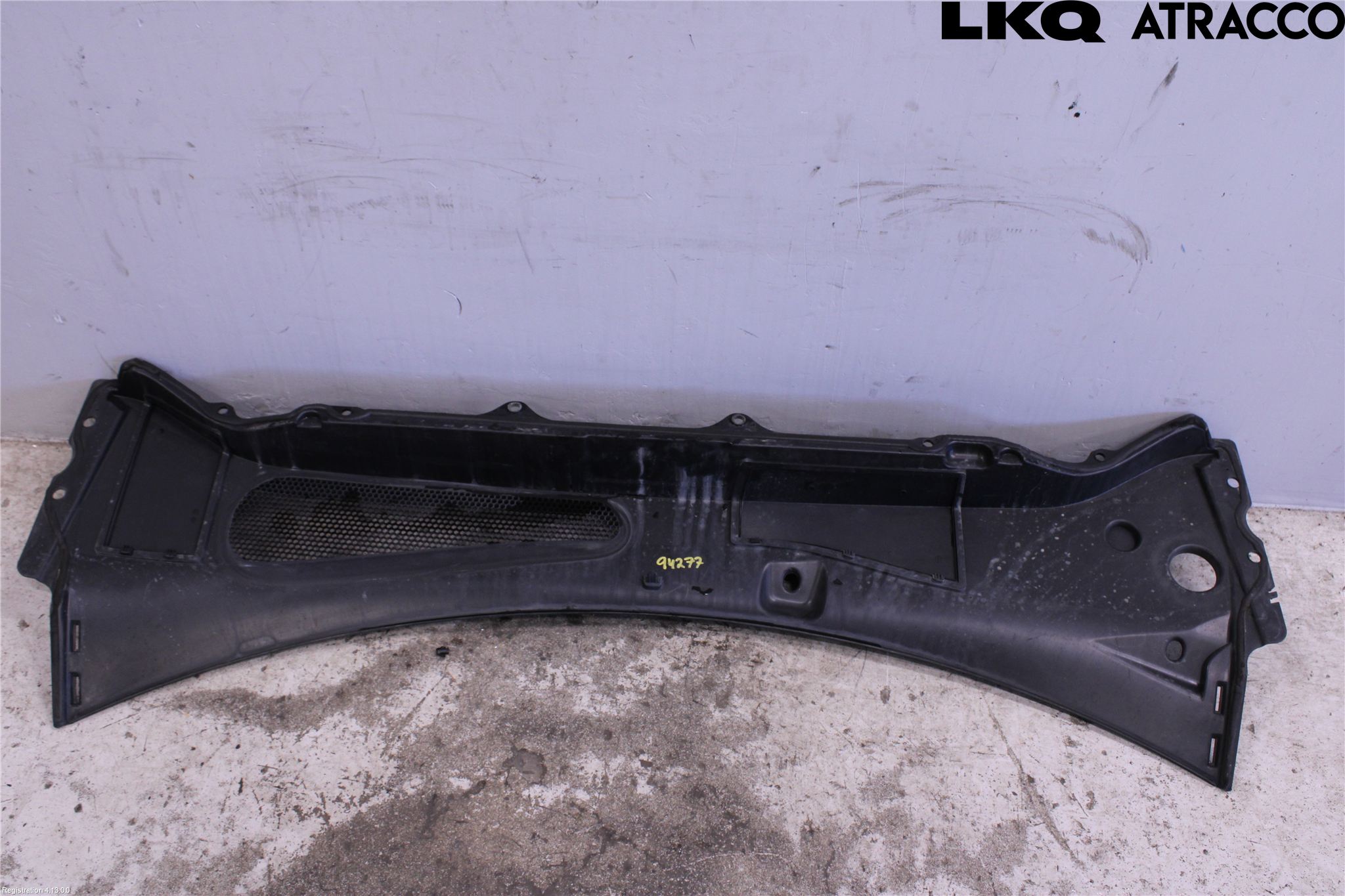 Volvo XC90/RECHARGE 16- Visker Deksel-Grill-Under Frr