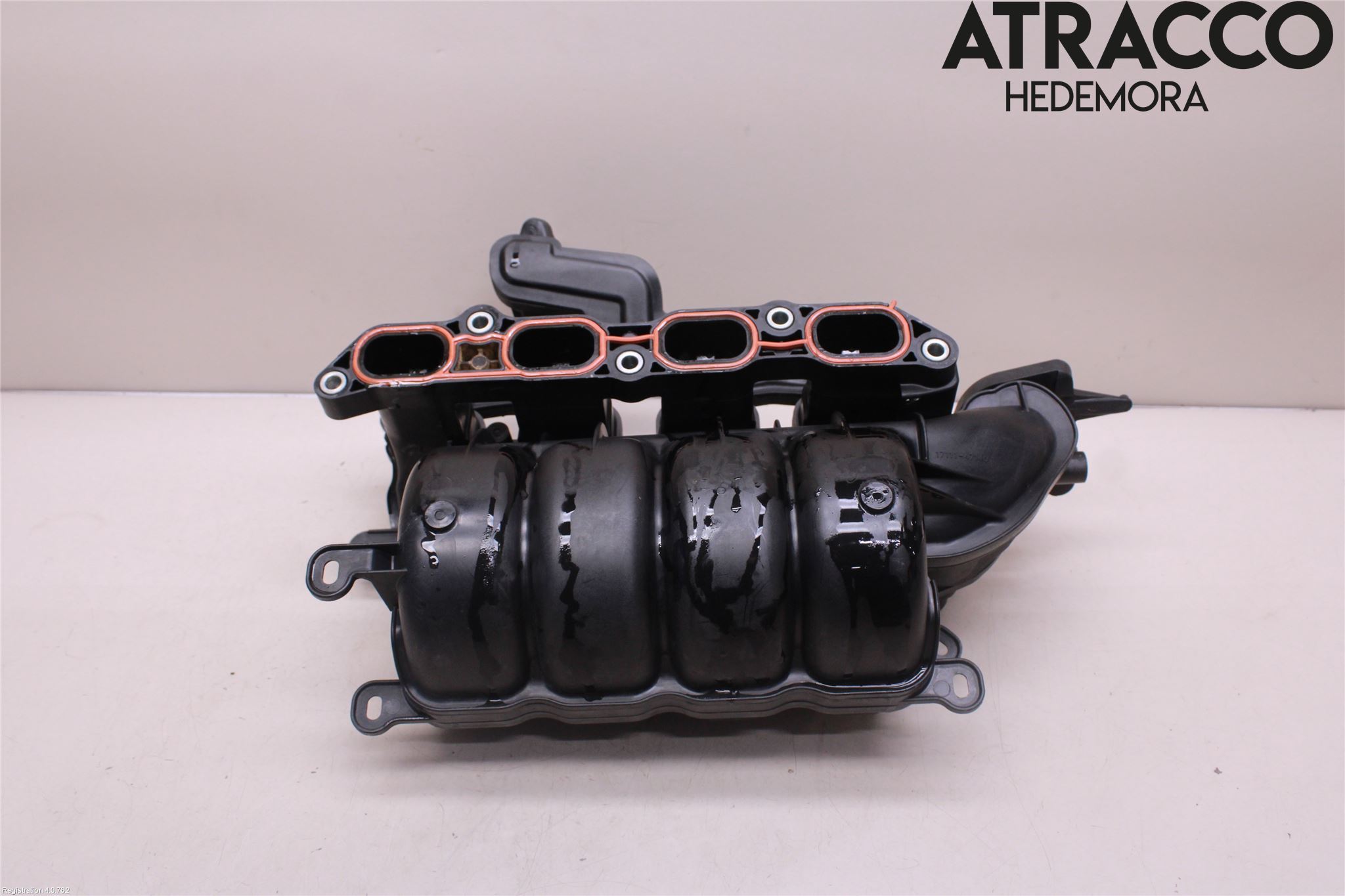Toyota YARIS XP130 15-20 Innsugningsmanifold