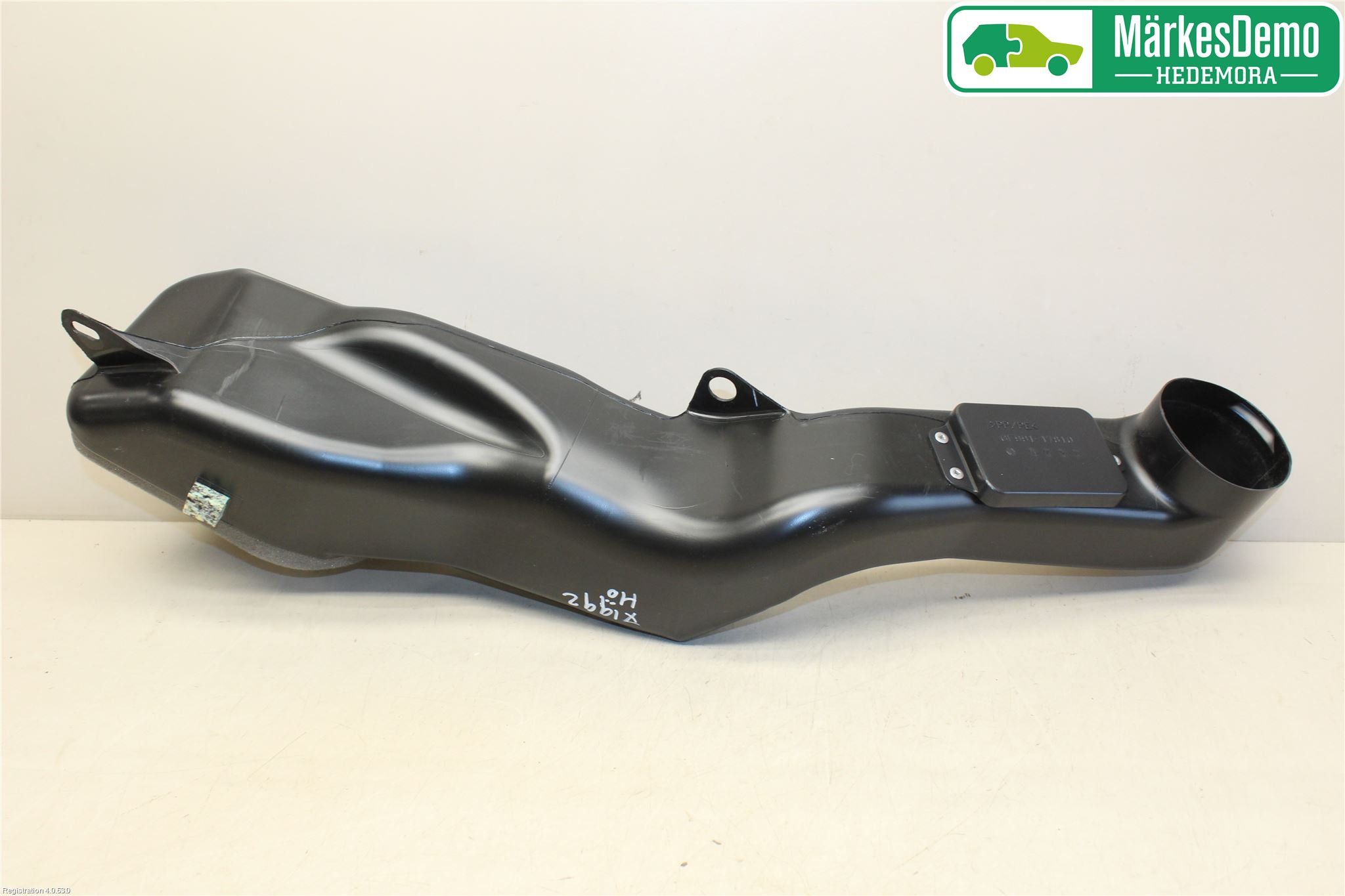 Toyota RAV4 13-18 Luftstyring Front