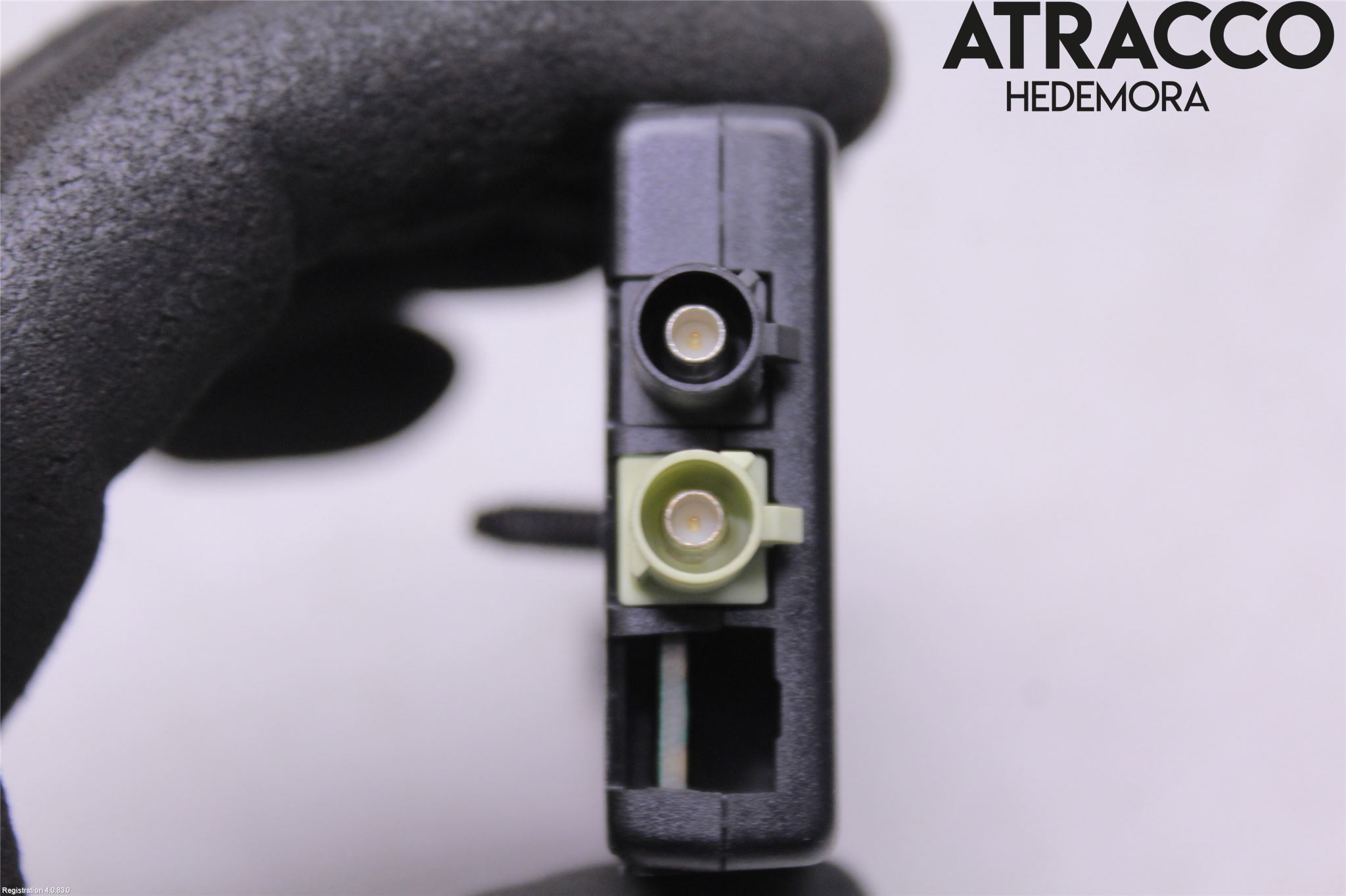 BMW 5 G30/G31/F90 17-23 Stereo Antenneforsterker