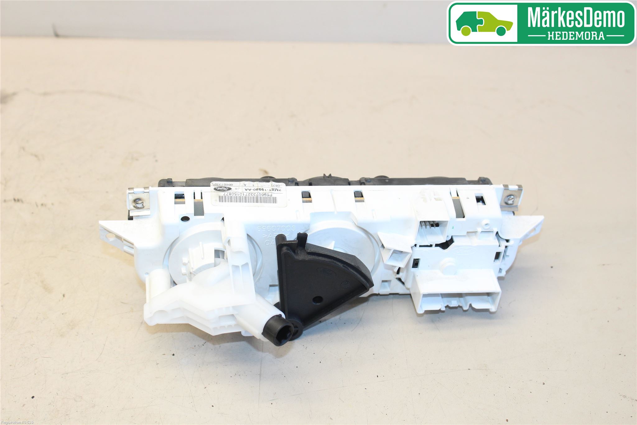 Ford FOCUS     04-07 Varme Ac Betjening-Display