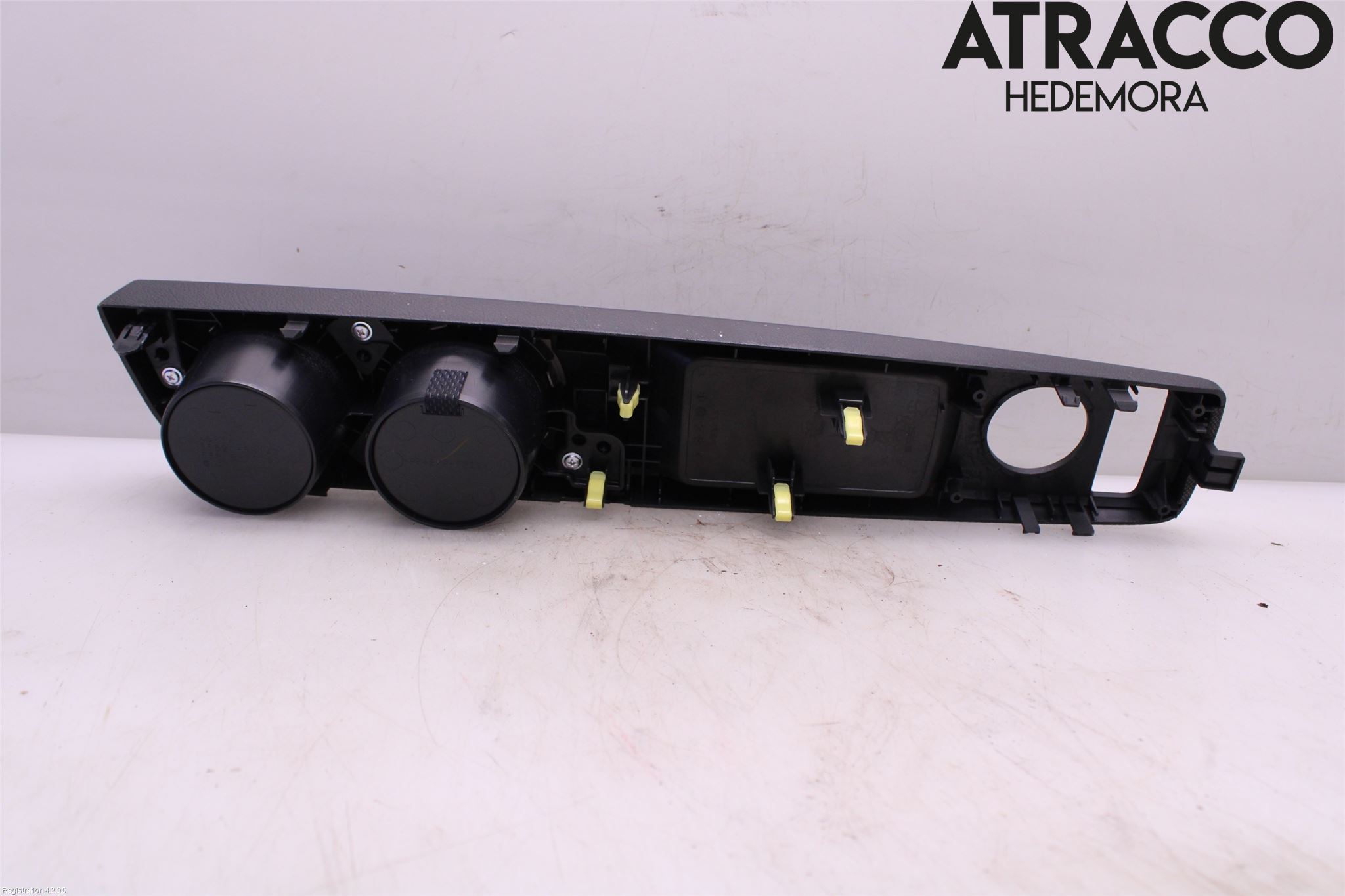 Lexus IS 250/350 14-20 Innr Koppholder