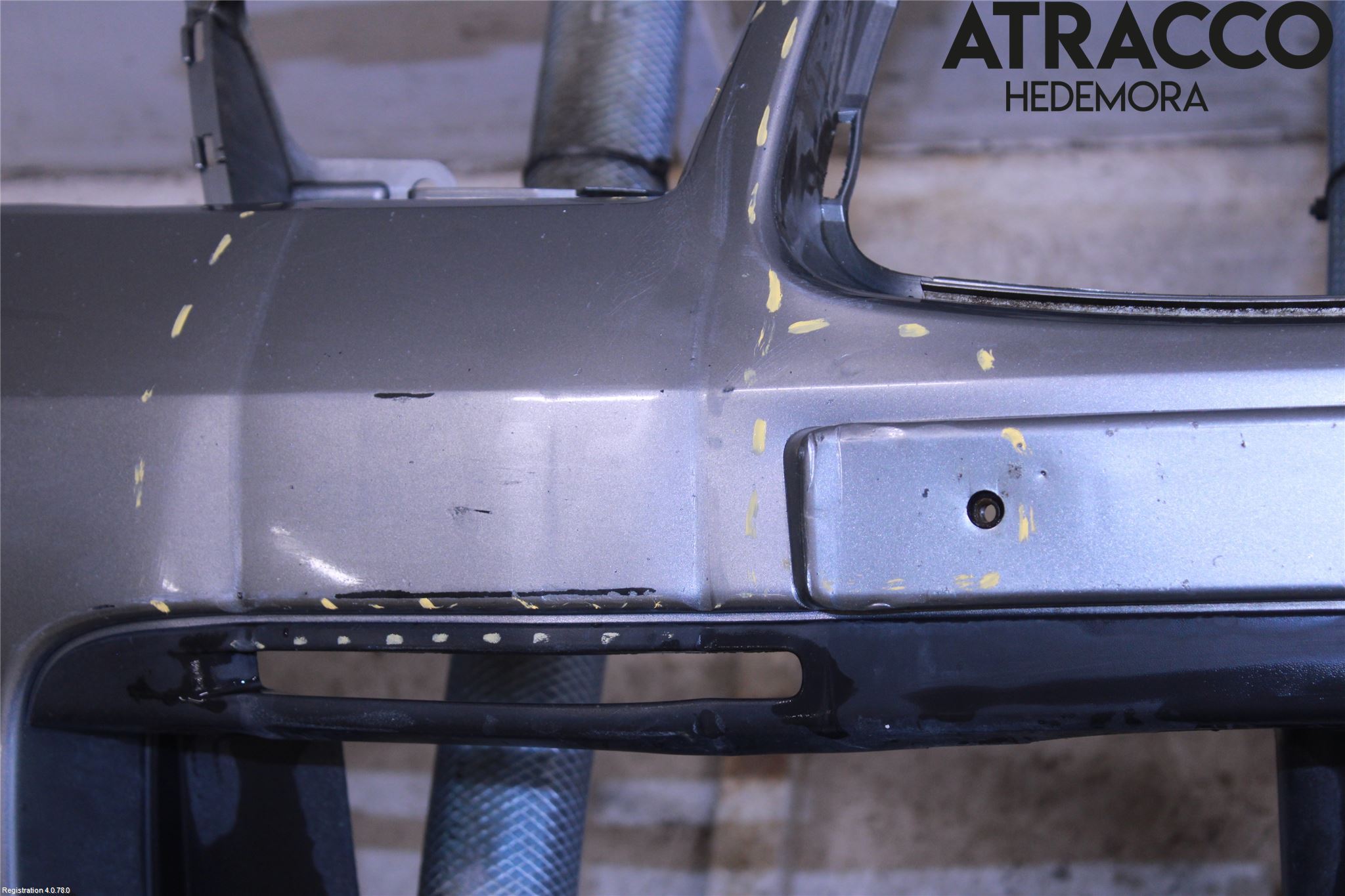 Subaru IMPREZA II  06-07 Støtfanger Foran Plastdeksel