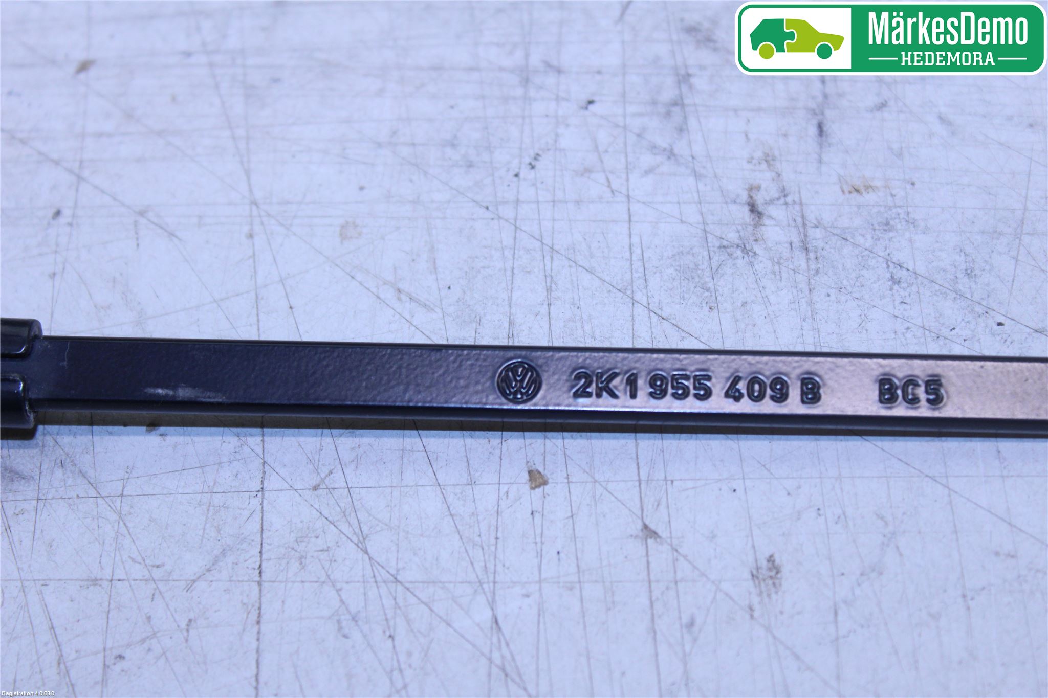 Volkswagen VW CADDY 11-15 Viskerarm-Armer Frontrute