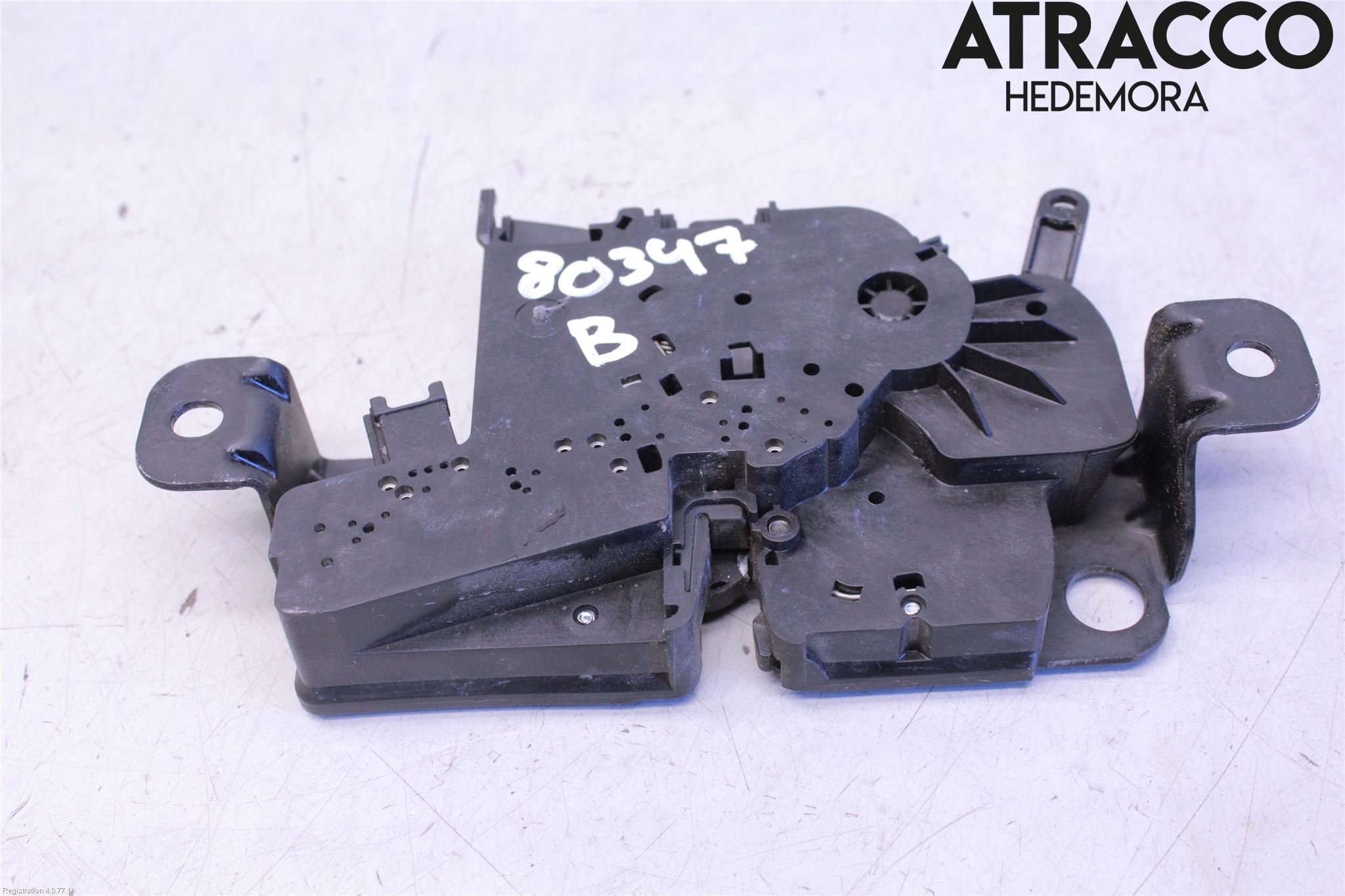 BMW 5 G30/G31/F90 17-23 Bakluke-Lokk Låsekasse