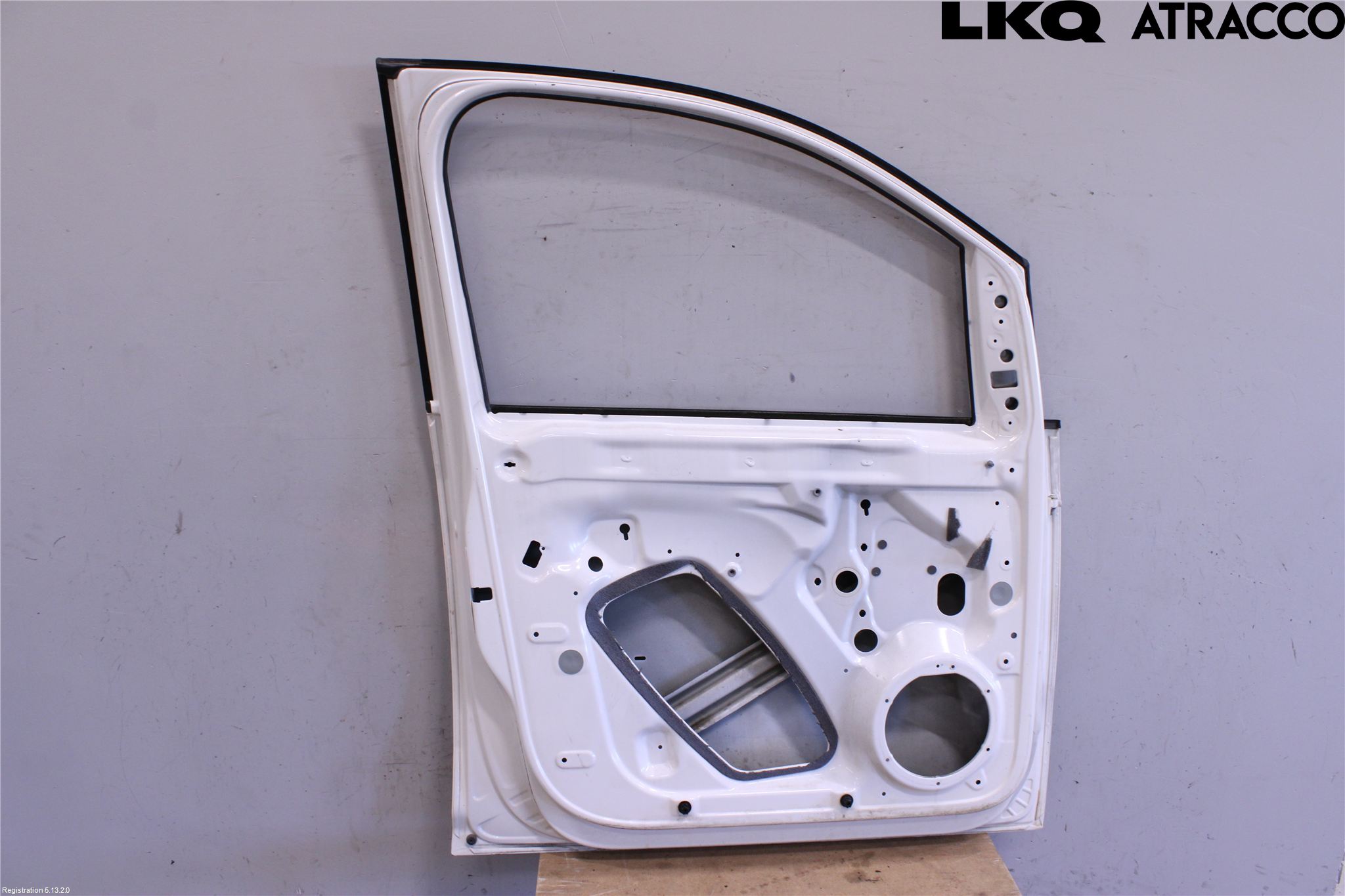 Volkswagen VW CADDY 16-20 Dør 4D Foran Venstre