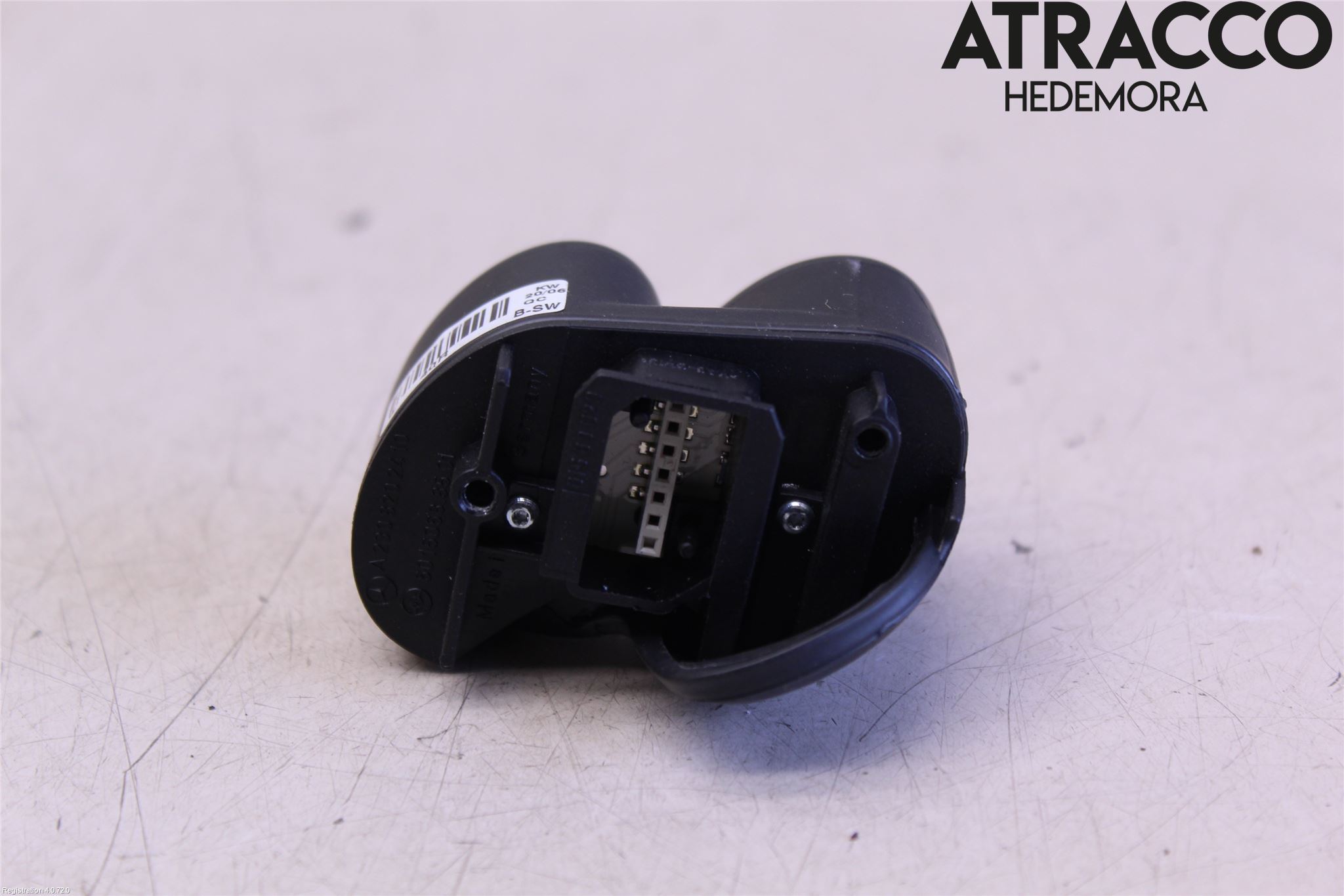 Mercedes-Benz MB E-KLASS (W211) 02-09 Bryter Ratt Radio-Stereo