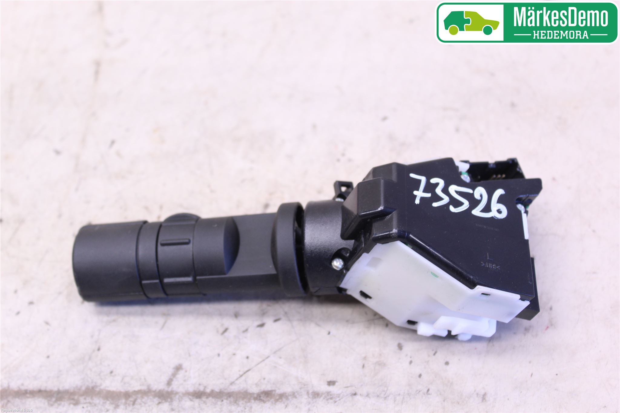 Nissan QASHQAI 10-14 Bryter Ratt Visker - Spyler