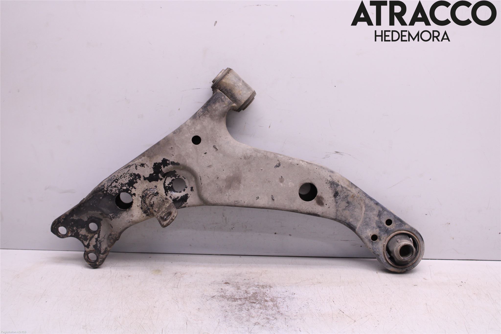 Toyota COROLLA 98-01 Bærearm Foran Venstre Nedre