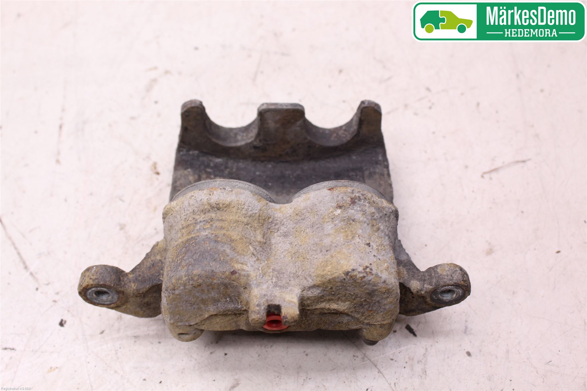 Nissan NAVARA 05-16 Bremsecaliper Foran Høyre