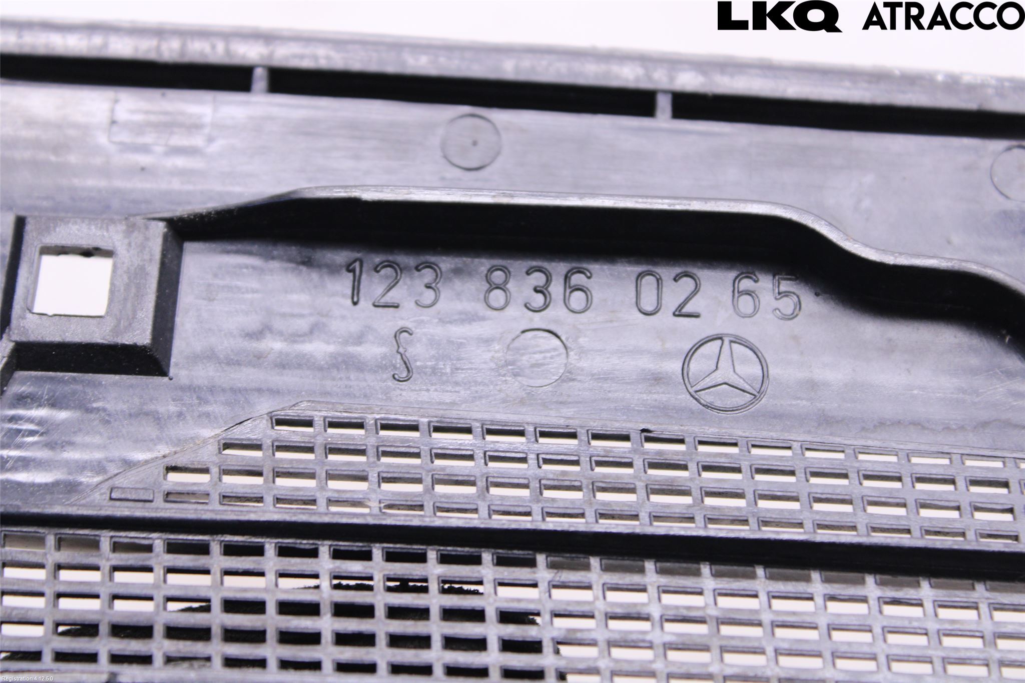 Mercedes-Benz MB 200-300  (W123) 76-86 Luftstyring Front