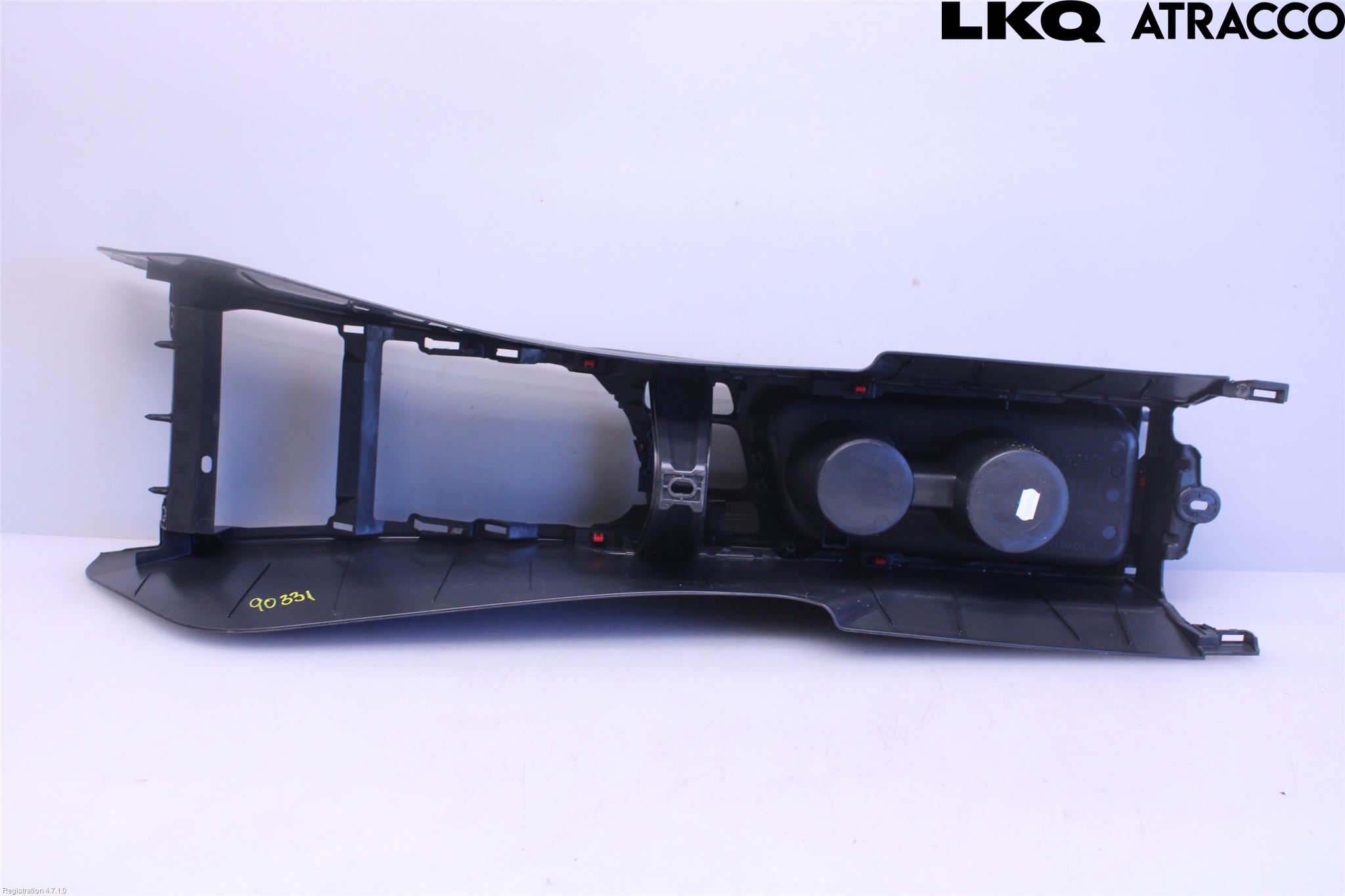 Toyota YARIS CROSS XP21 21- Instrumentkonsoll Midt