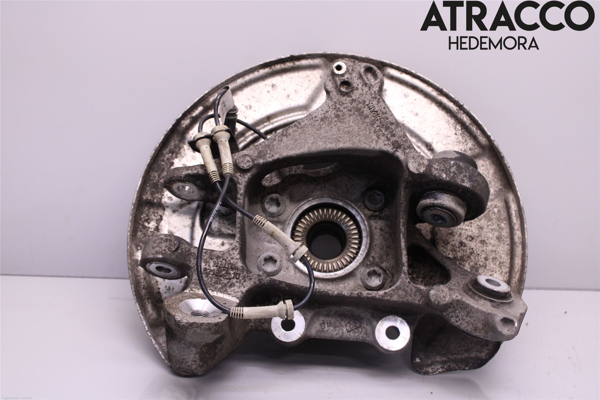 BMW 5 G30/G31/F90 17-23 Spindel Hb