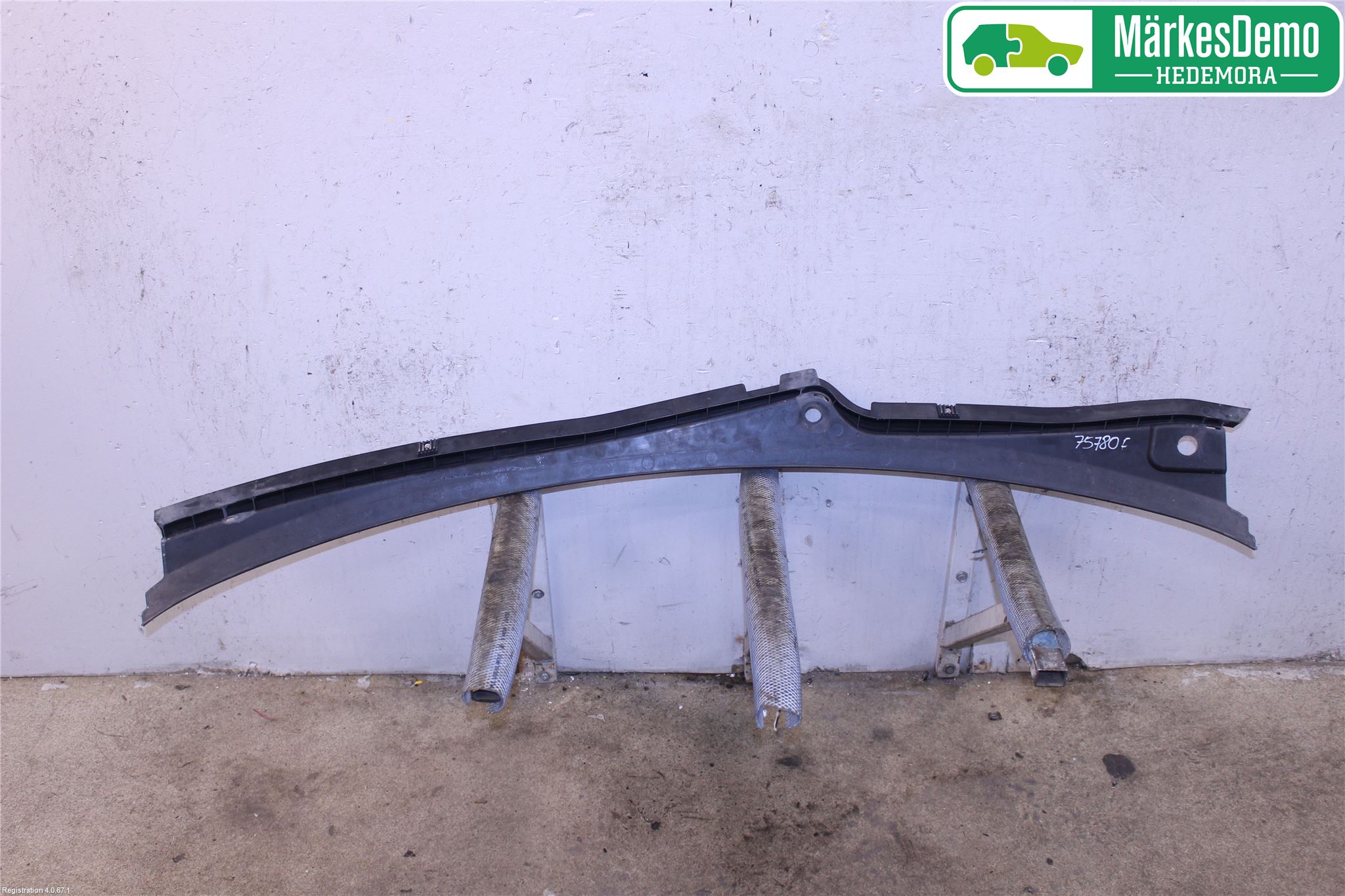 Audi Q5 09-16 Visker Deksel-Grill-Under Frr