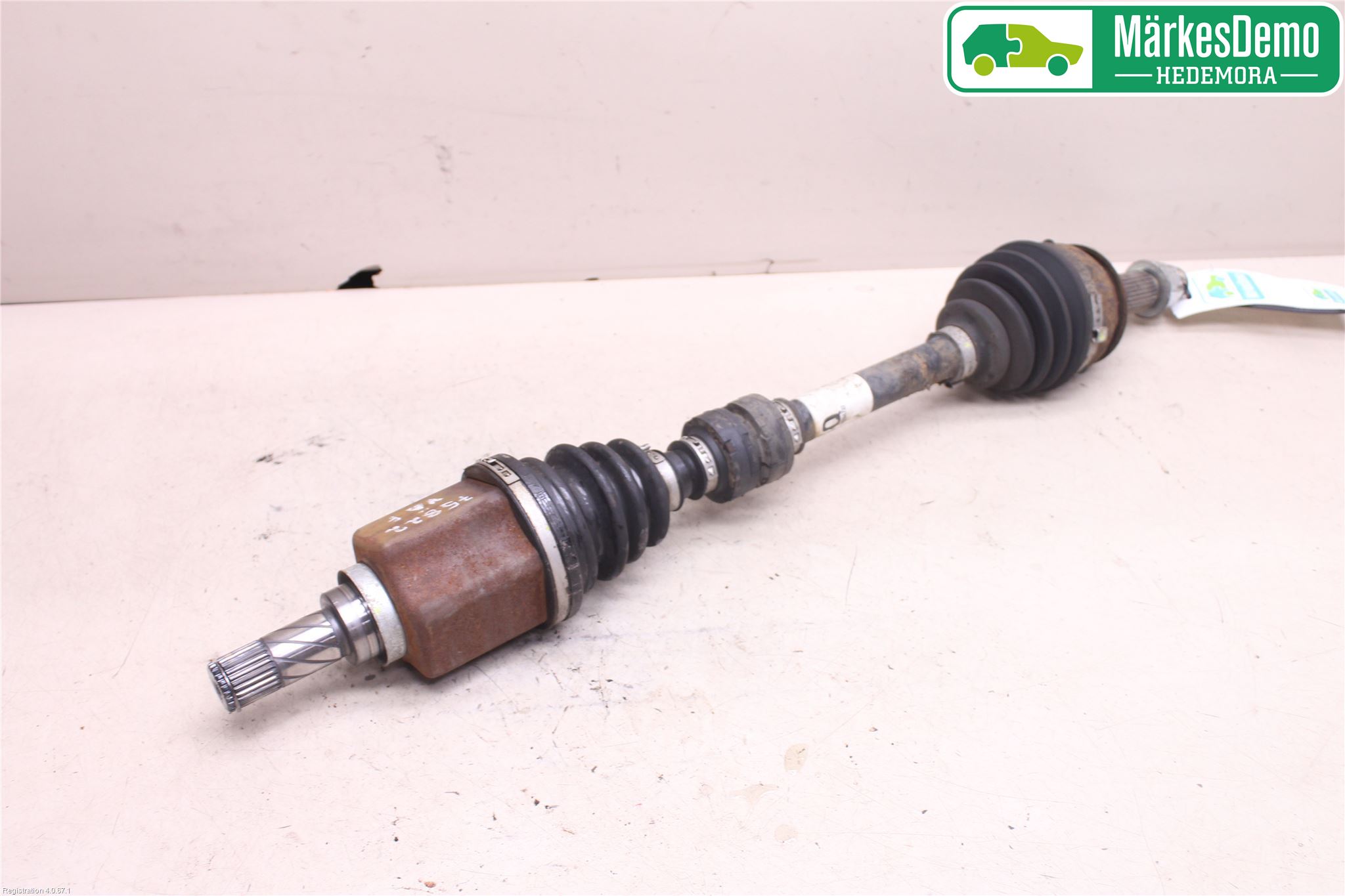 Nissan QASHQAI 14-17 Drivaksel Foran Kompl Venstre