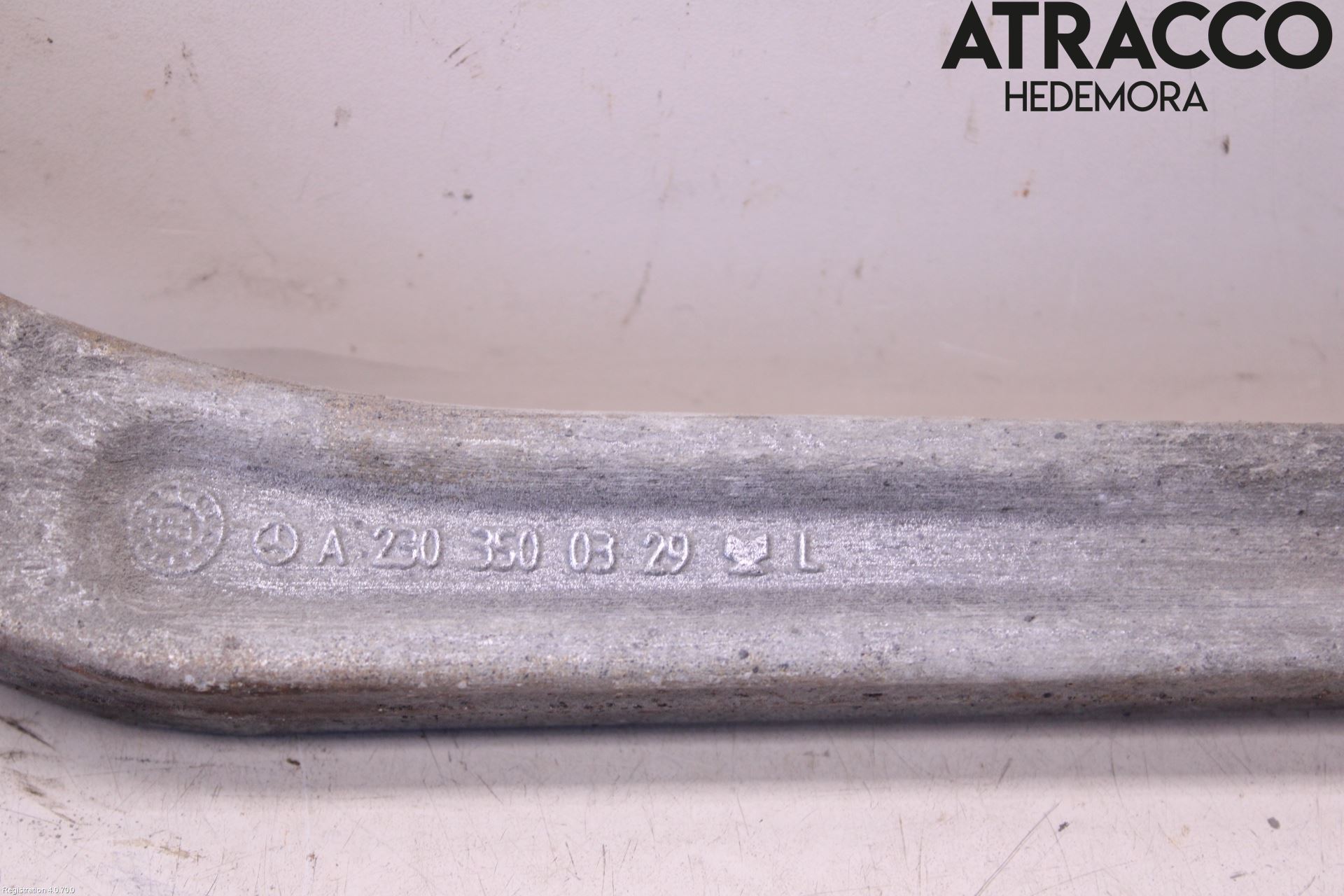 Mercedes-Benz MB CLS (C219) 03-11 Bærearm Bak Venstre