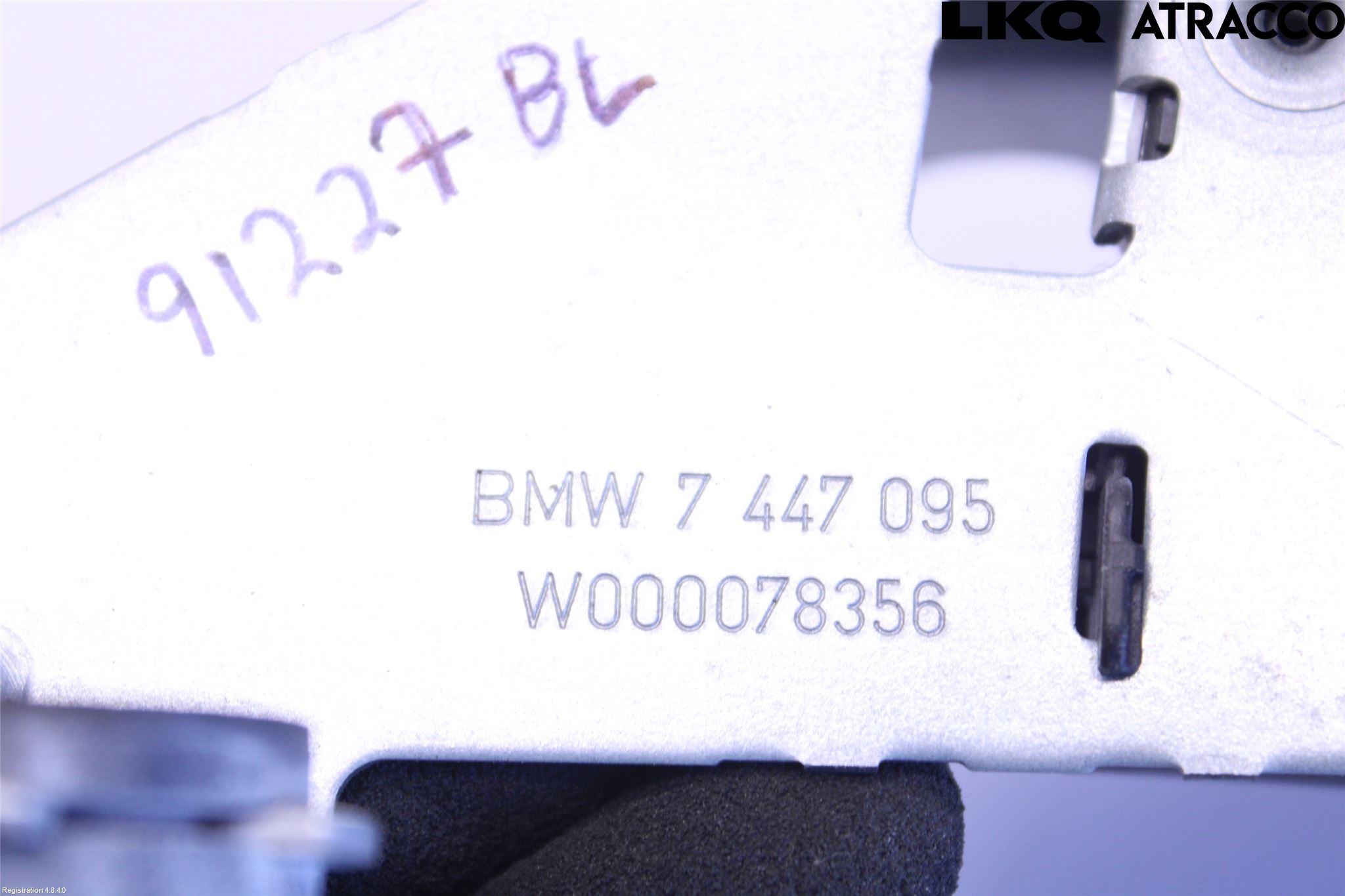 BMW 5 G30/G31/F90 17-23 Bakluke-Lokk Låsekasse