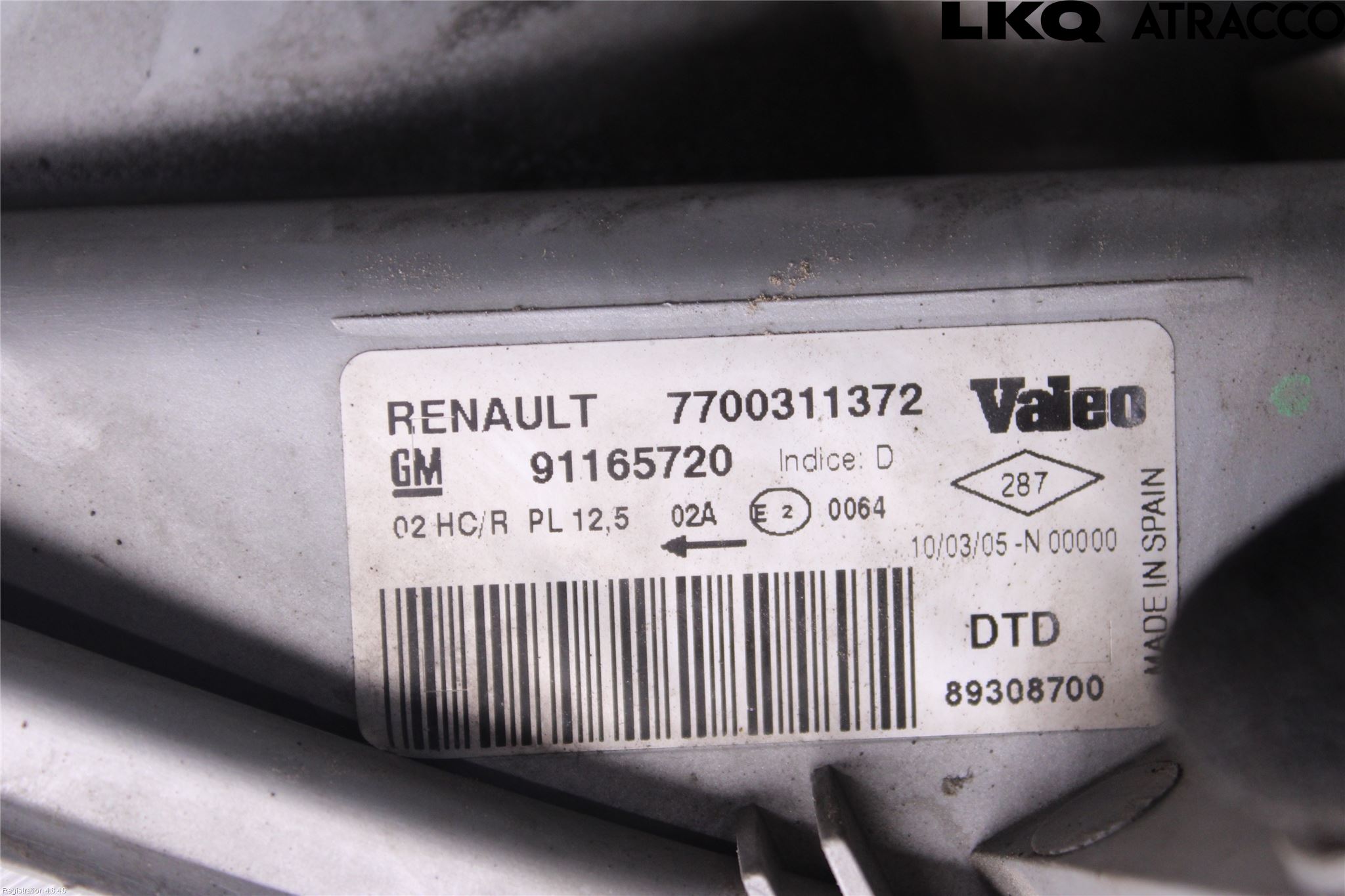 Opel VIVARO 01-14 Frontlykt Høyre